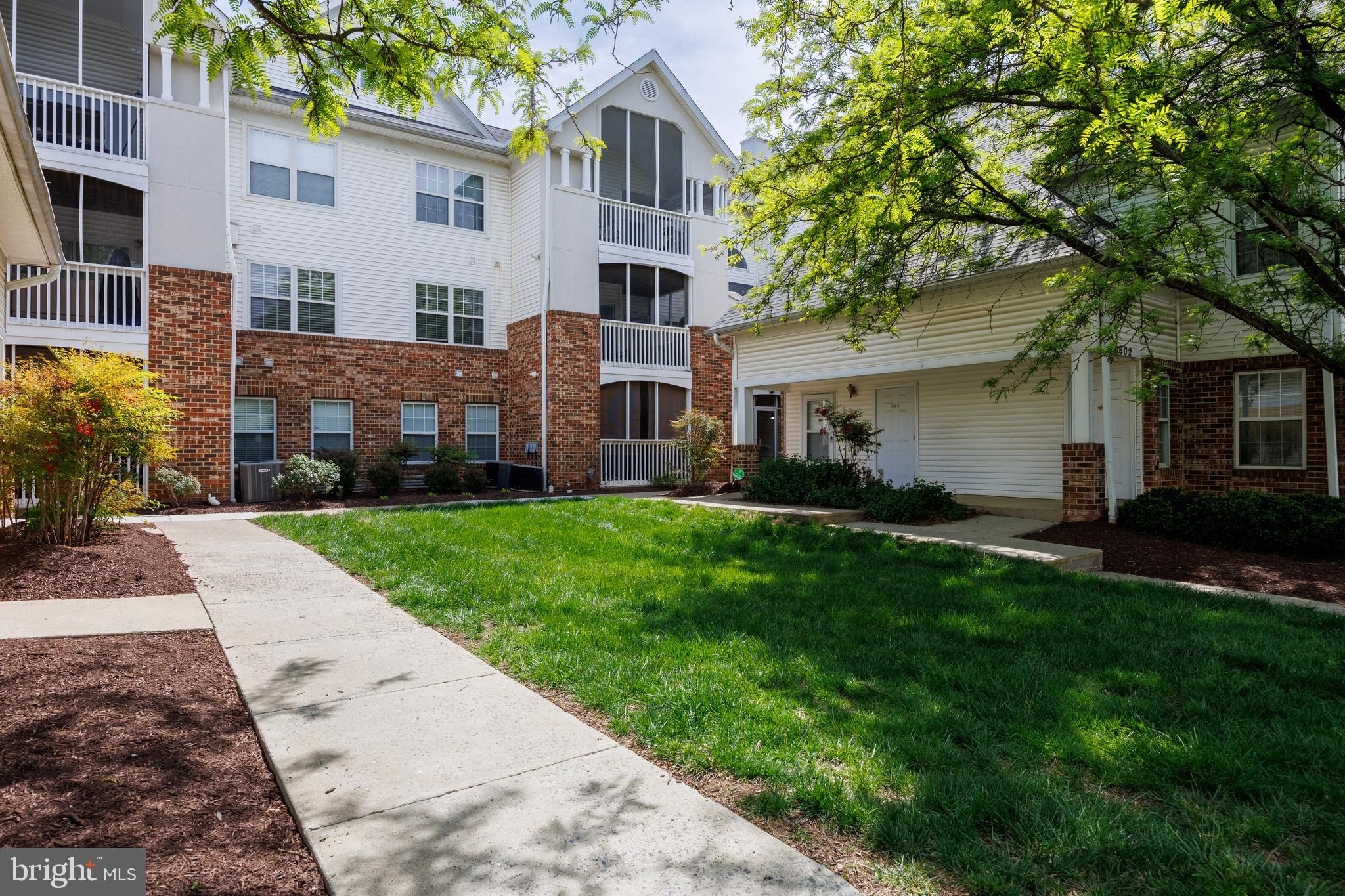 Welcome home to this beautifully updated 2-bedroom, 1-bath condo, offering comfort, convenience, and modern amenities. Featuring upgrades that are less than a year old — including a brand-new dishwasher, gas stove, hot water heater, and stylish new flooring — this home is truly move-in ready. The community also offers fantastic amenities such as a fitness room and a pool for your enjoyment. Perfectly located with easy access to the metro, grocery stores, hospital, parks, dog park, and bike trails, you’ll have everything you need just moments away. Don’t miss this opportunity to live in a vibrant, convenient location with all the modern updates you’ve been looking for! Schedule your showing today!