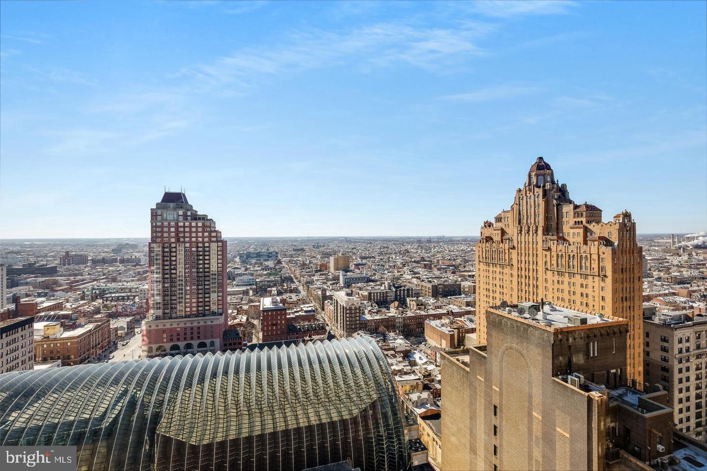 AVENUE OF THE ARTS - Residential