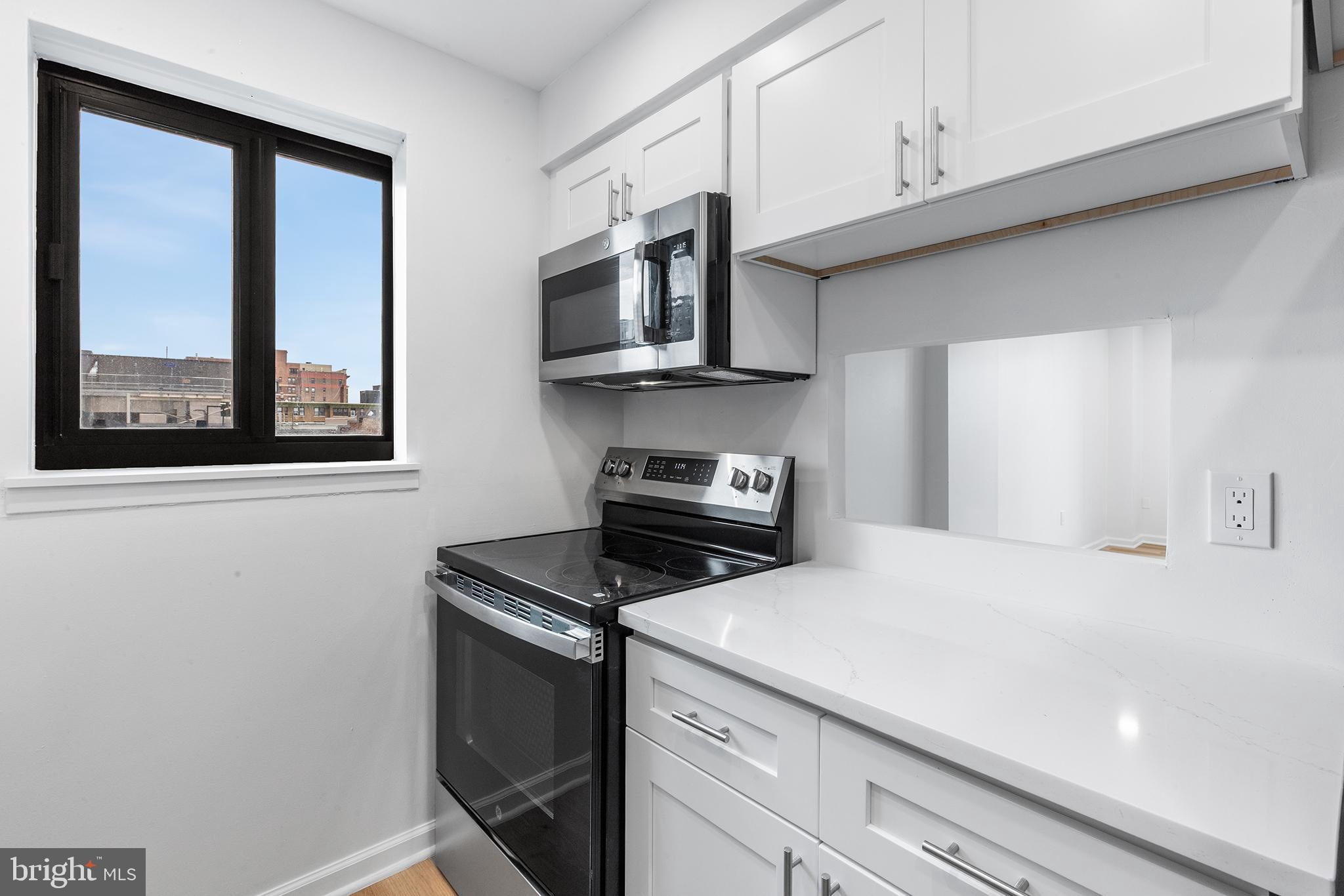 AVENUE OF THE ARTS - Residential