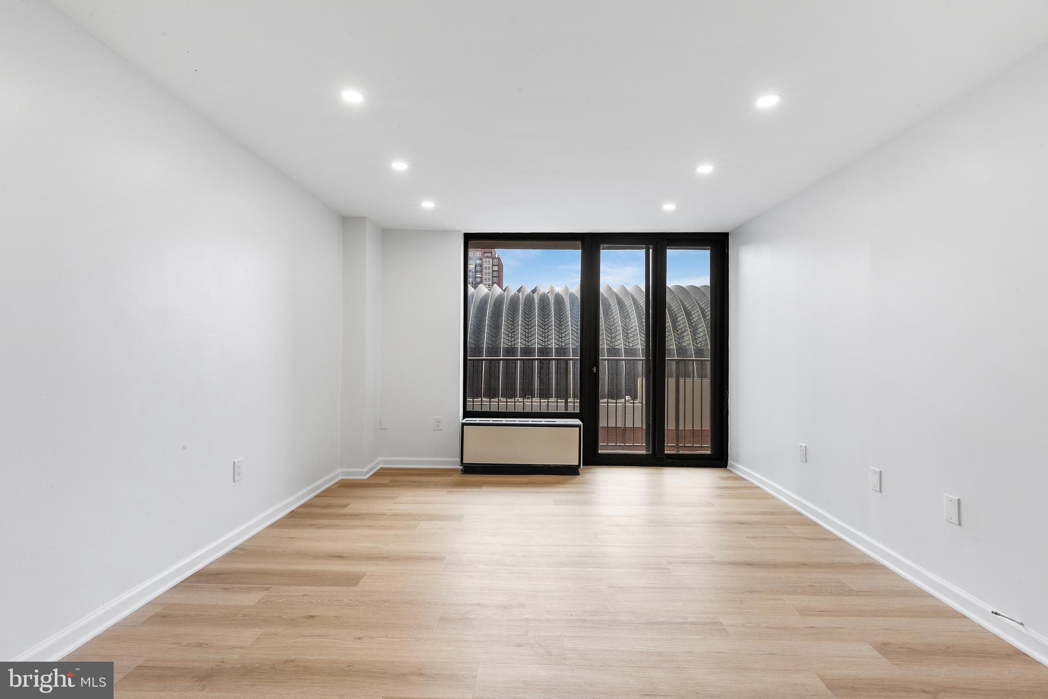 AVENUE OF THE ARTS - Residential