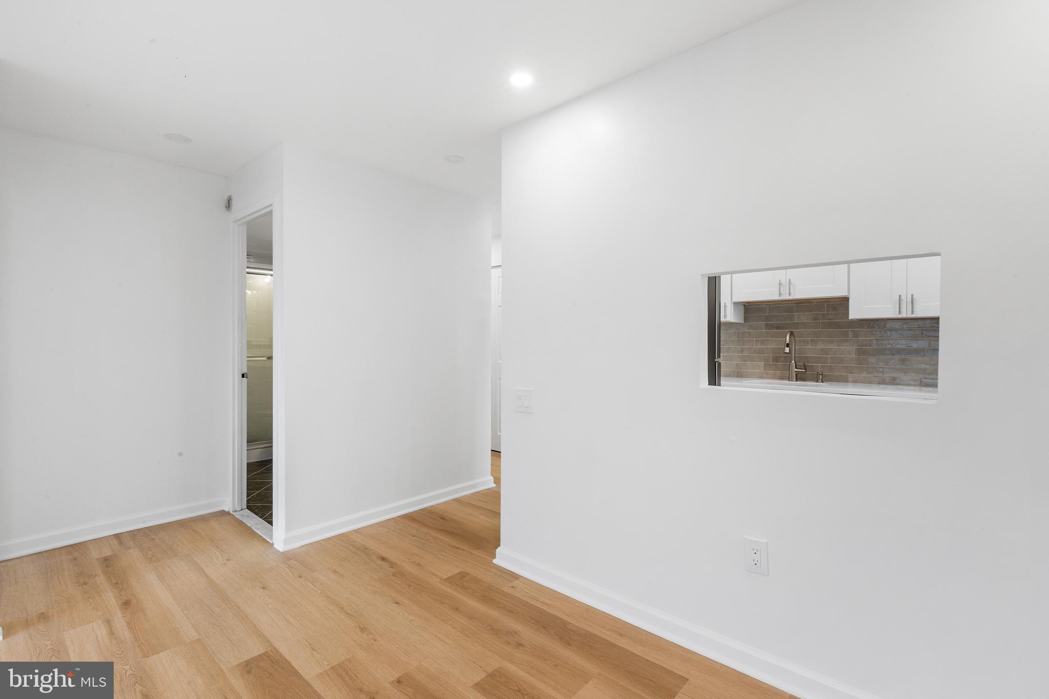 AVENUE OF THE ARTS - Residential