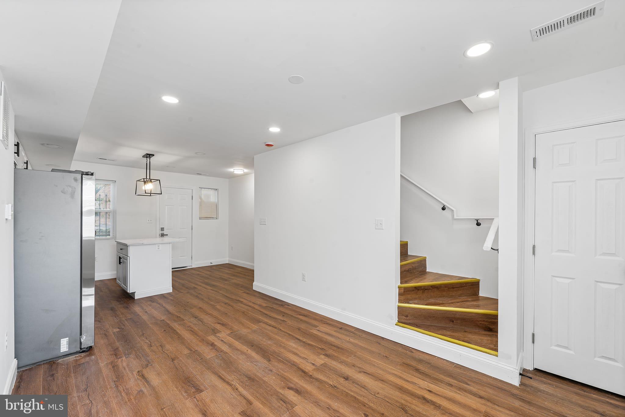 BROOKLYN - Residential