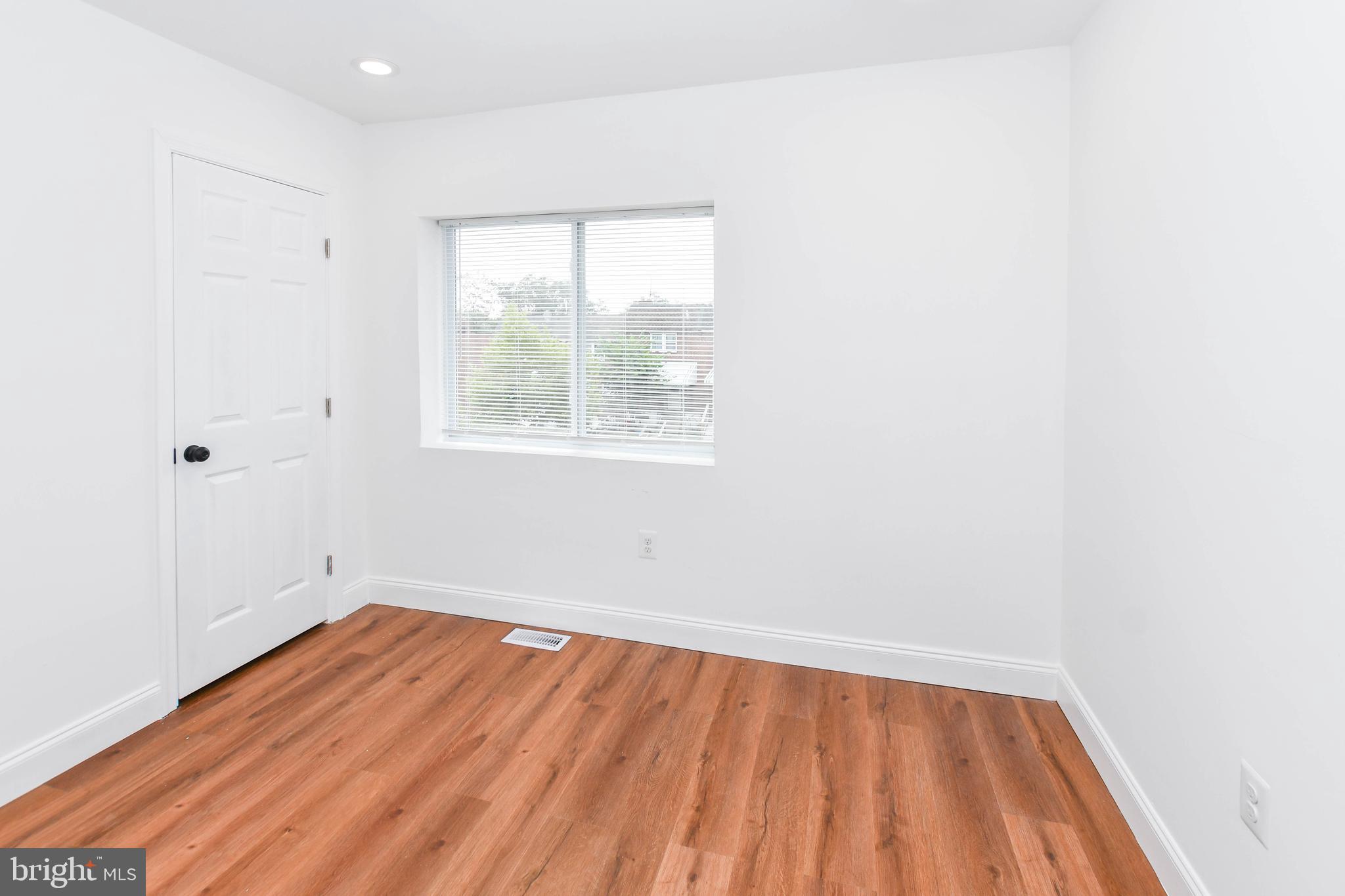 BROOKLYN - Residential