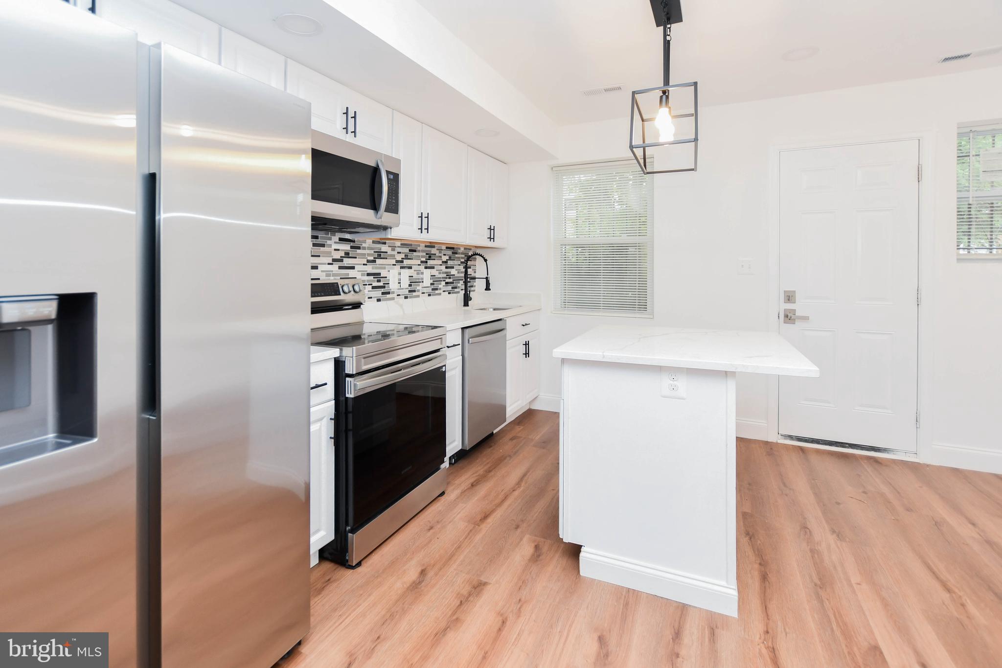 BROOKLYN - Residential
