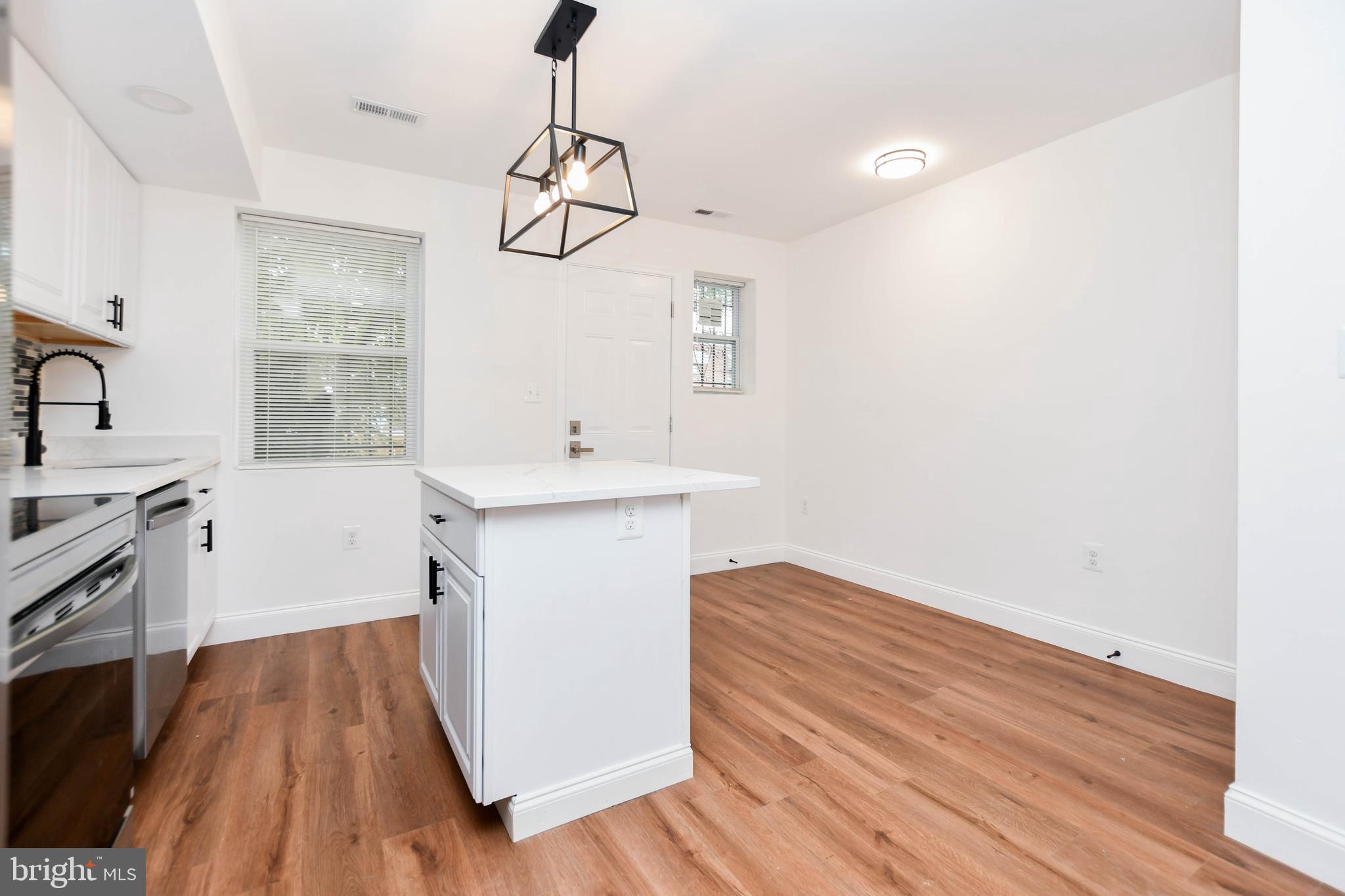 BROOKLYN - Residential