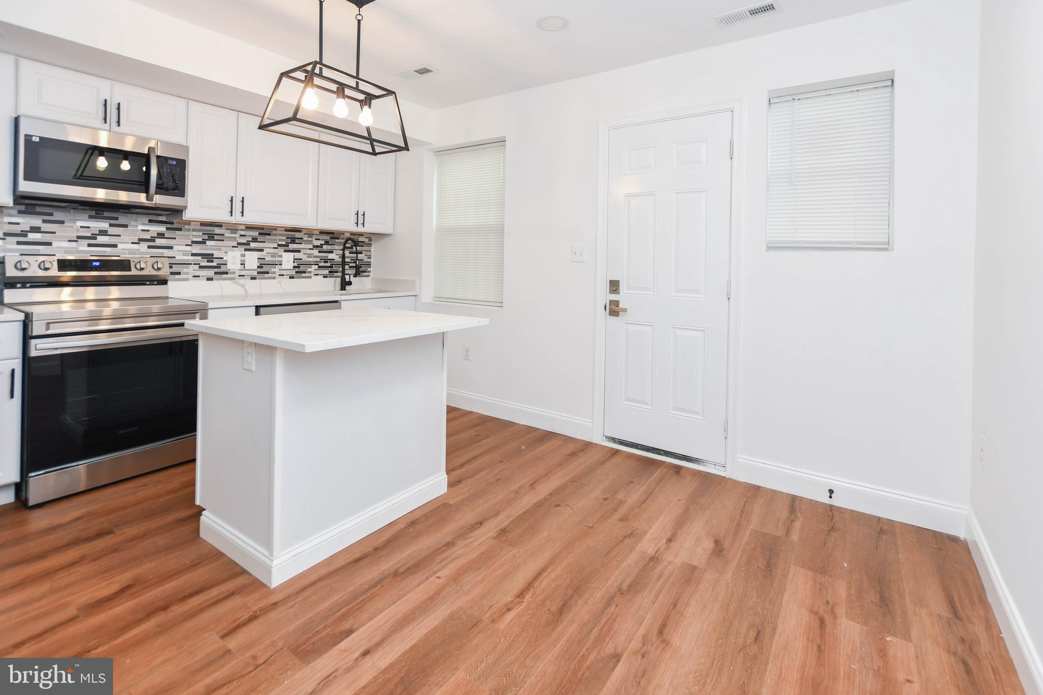 BROOKLYN - Residential