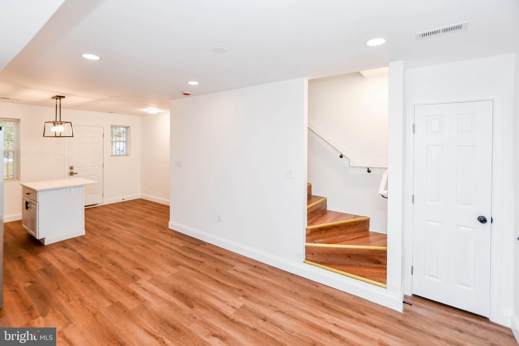 BROOKLYN - Residential
