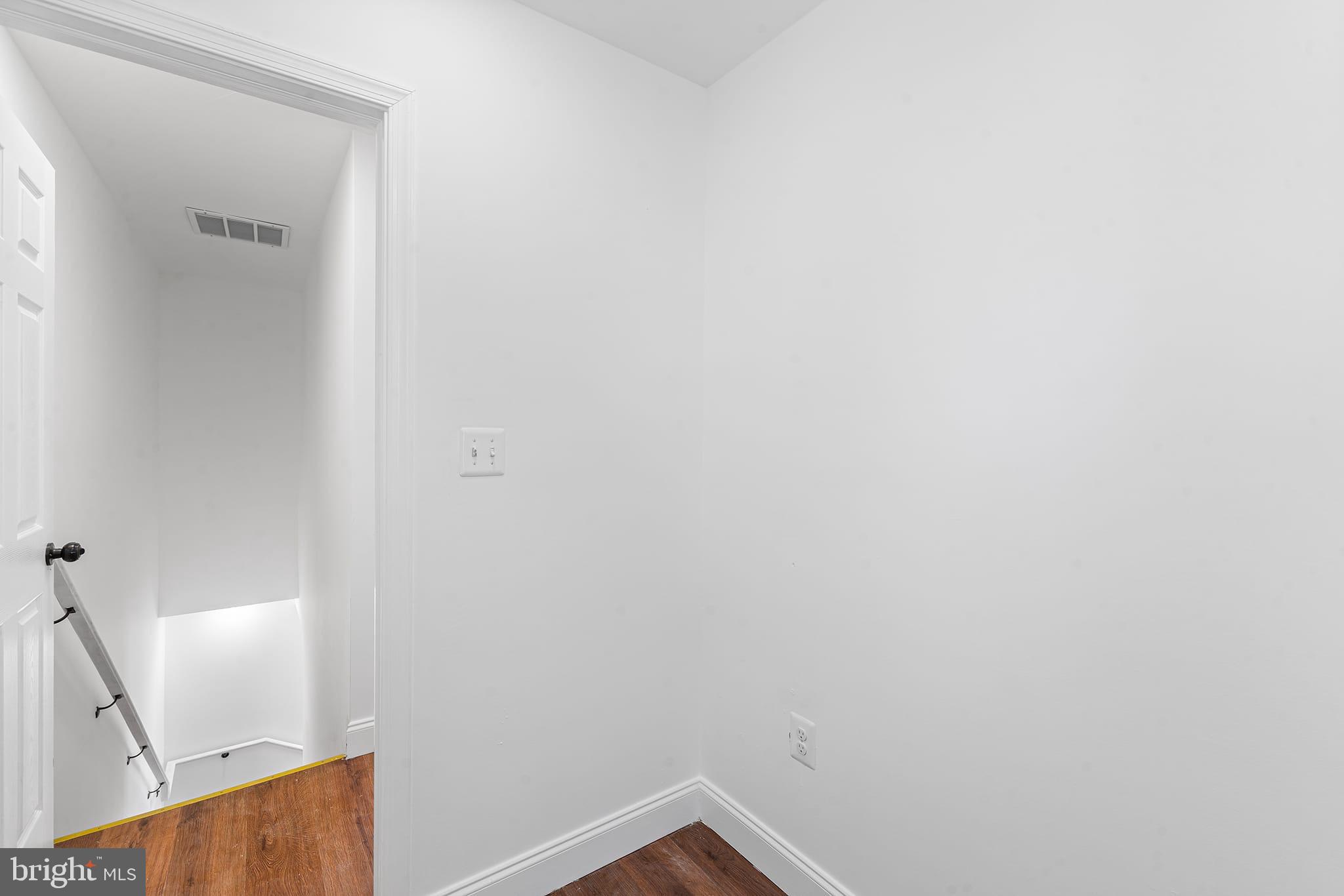BROOKLYN - Residential