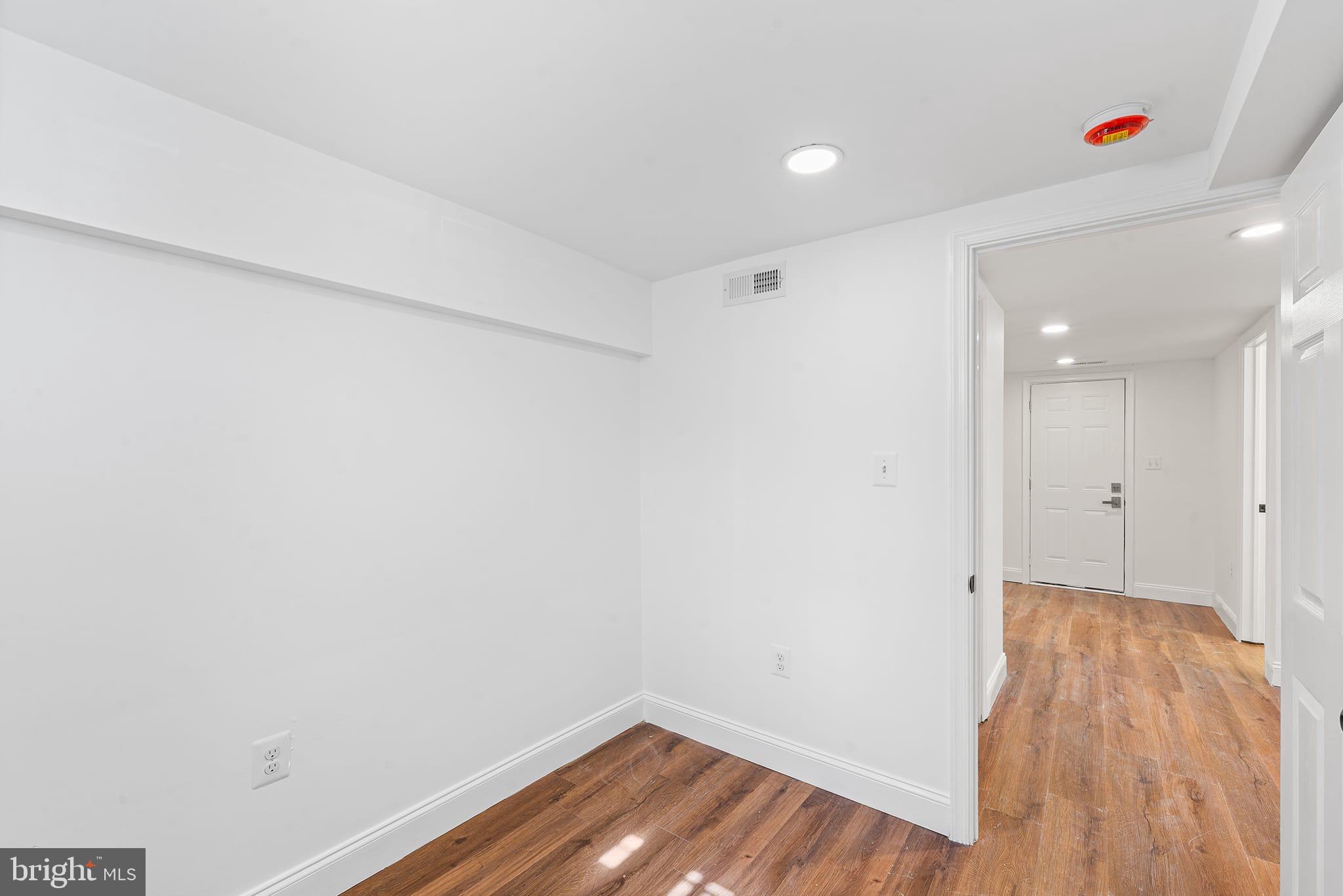 BROOKLYN - Residential