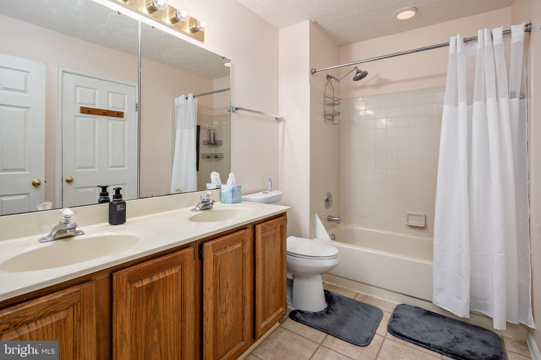 BRIGHTFIELD - Residential