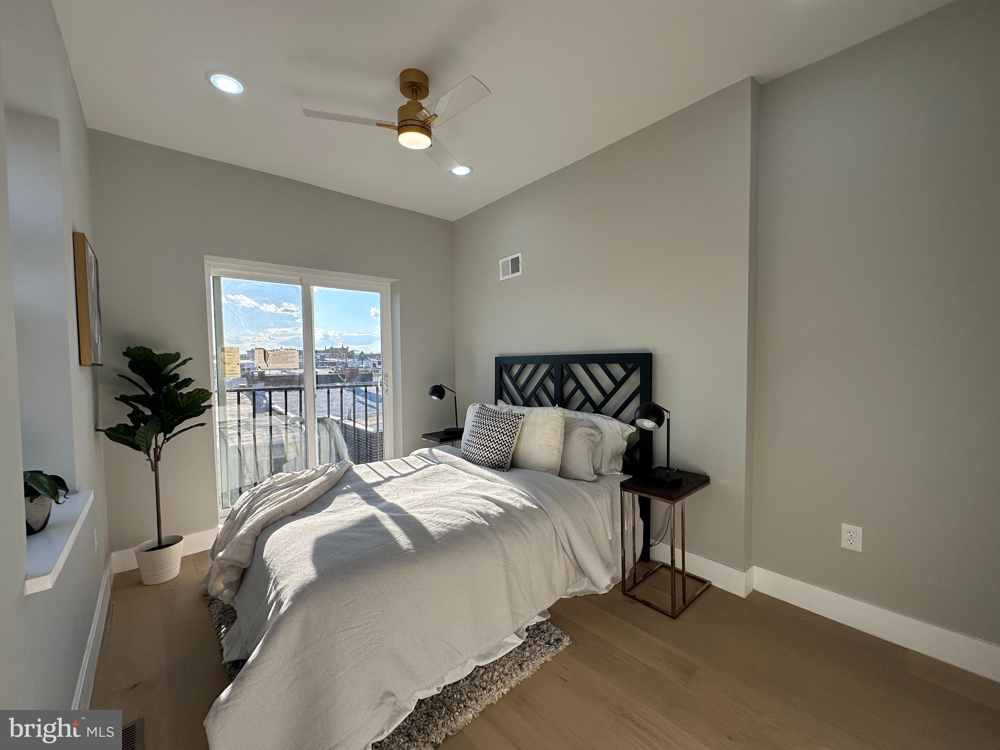 PHILADELPHIA (SOUTH) - Residential