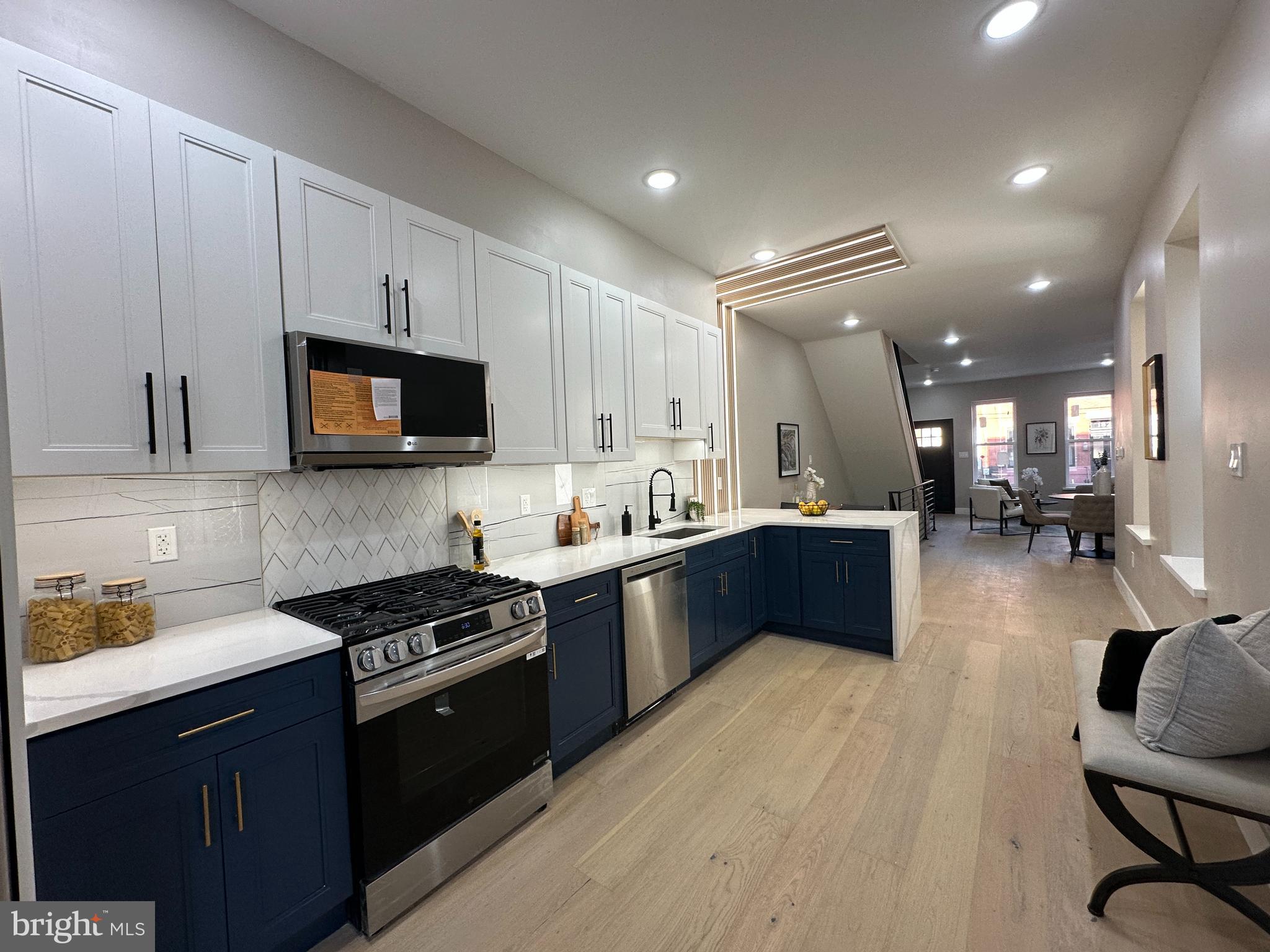 PHILADELPHIA (SOUTH) - Residential