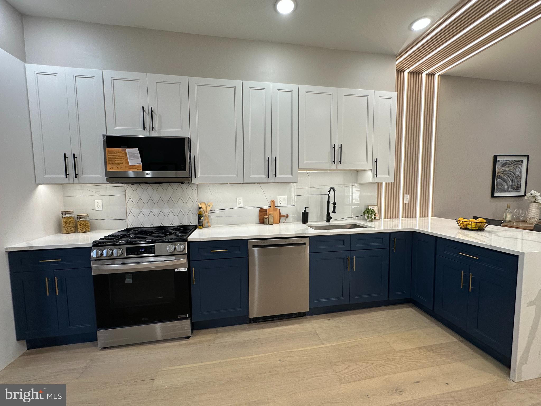 PHILADELPHIA (SOUTH) - Residential
