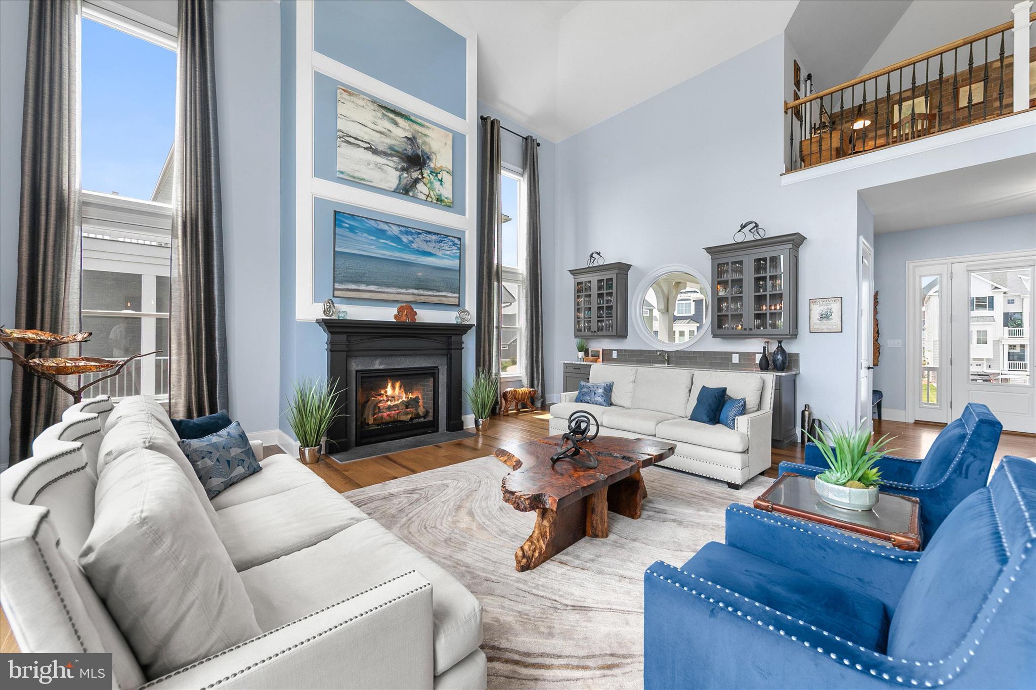 PENINSULA - Residential
