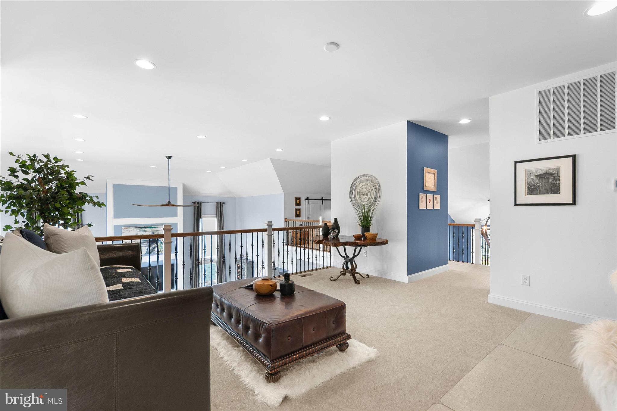 PENINSULA - Residential