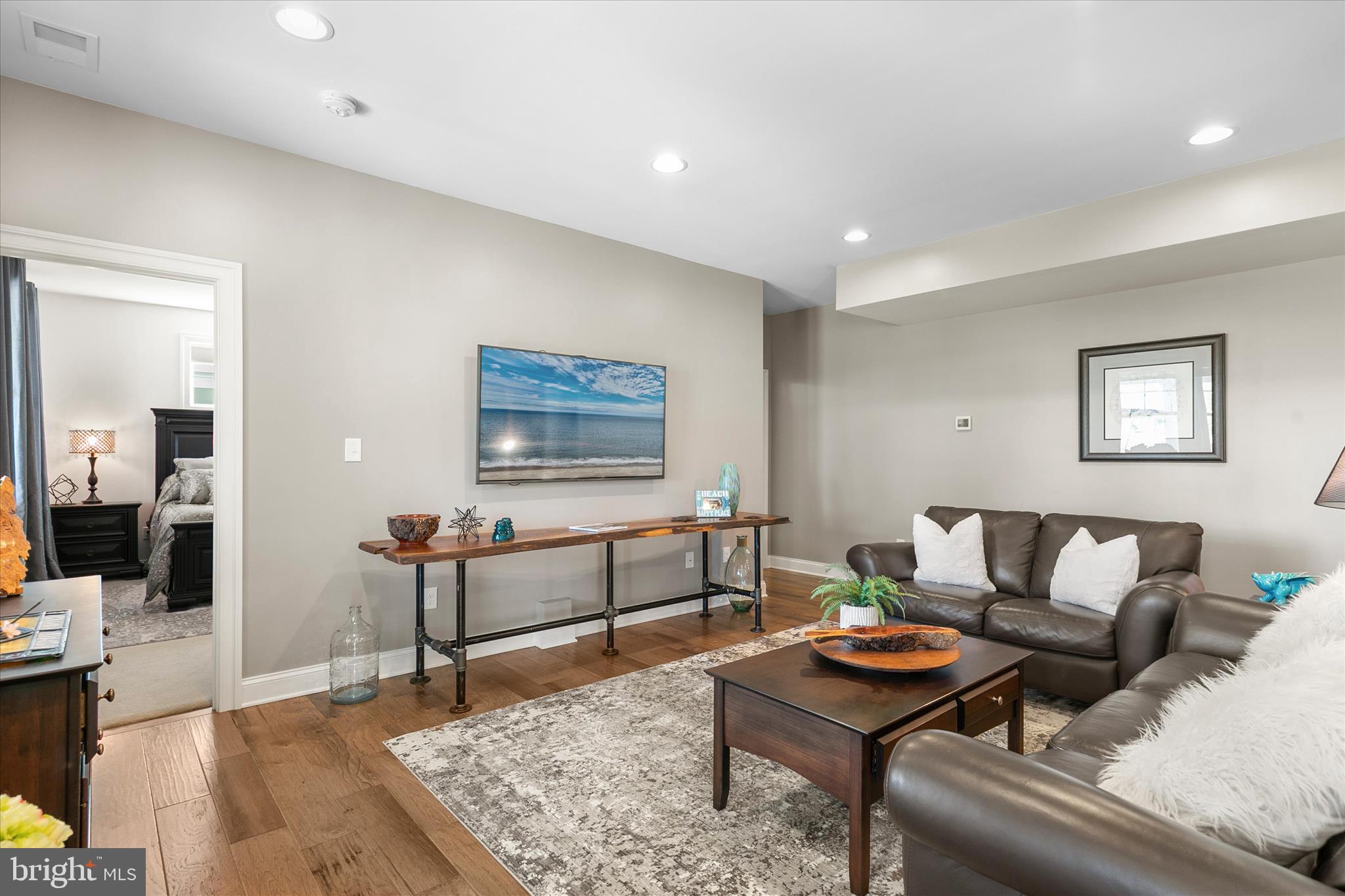 PENINSULA - Residential
