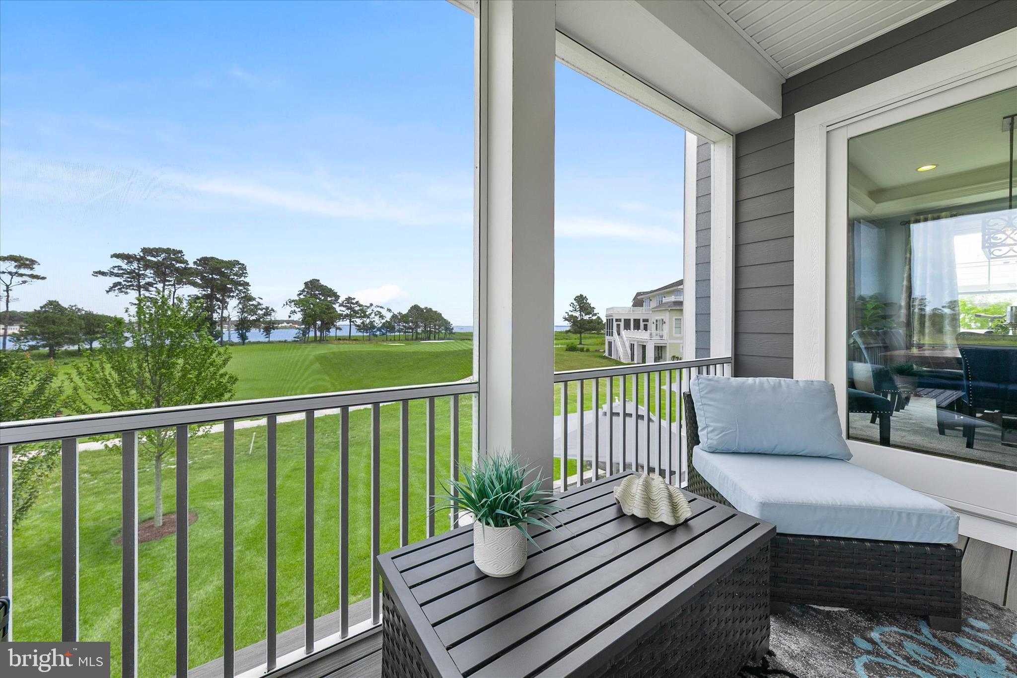 PENINSULA - Residential