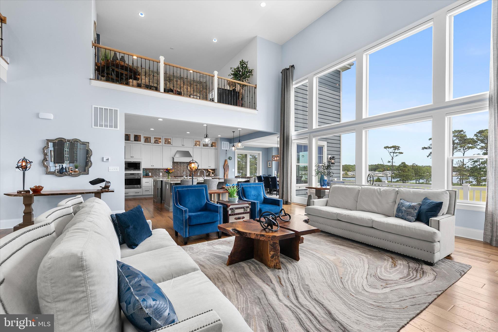 PENINSULA - Residential