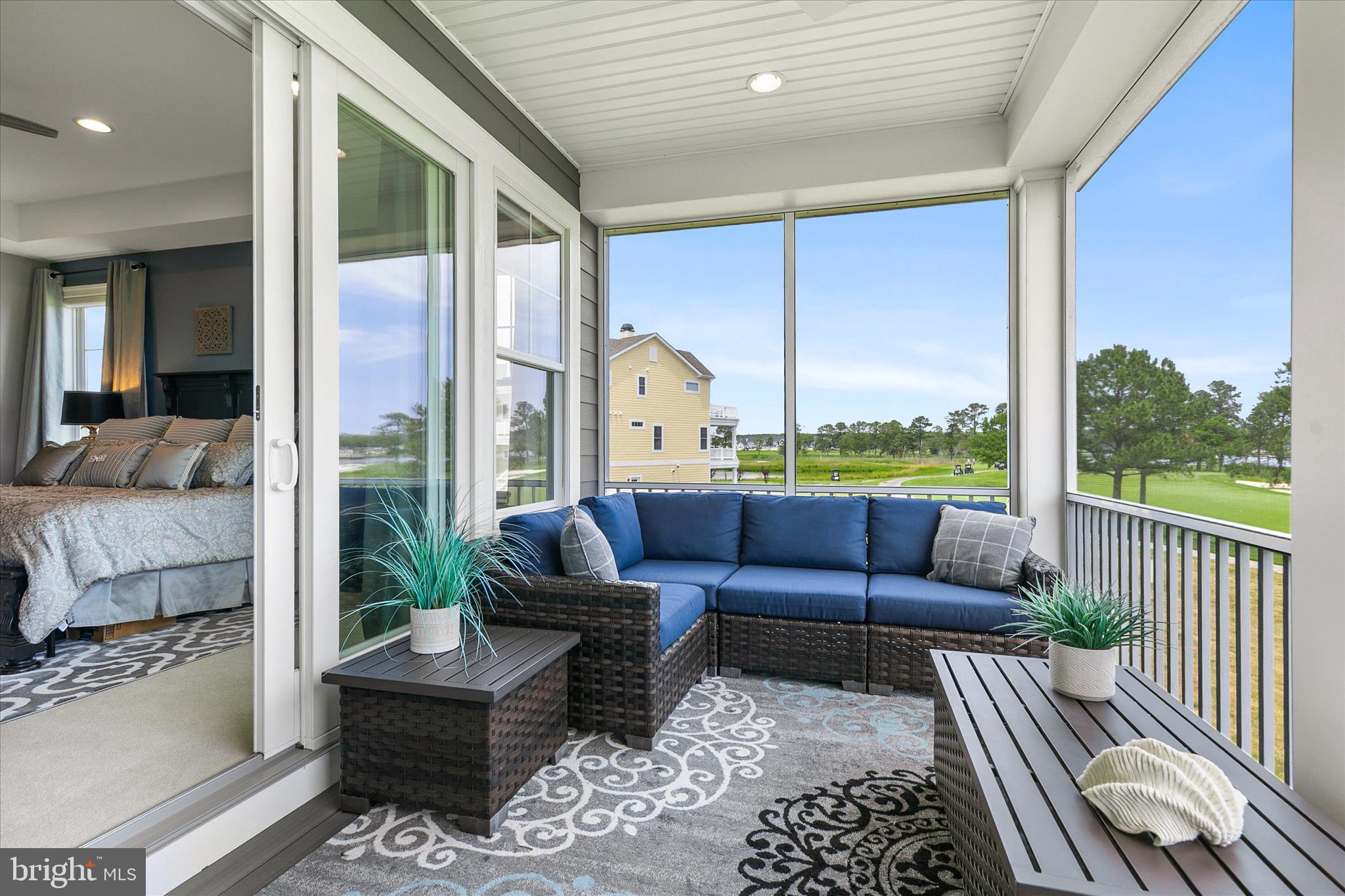 PENINSULA - Residential