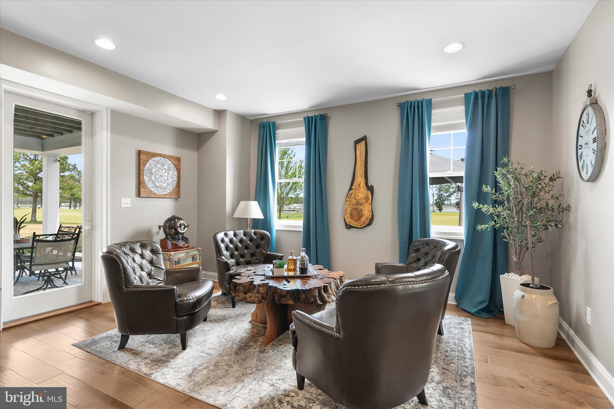 PENINSULA - Residential
