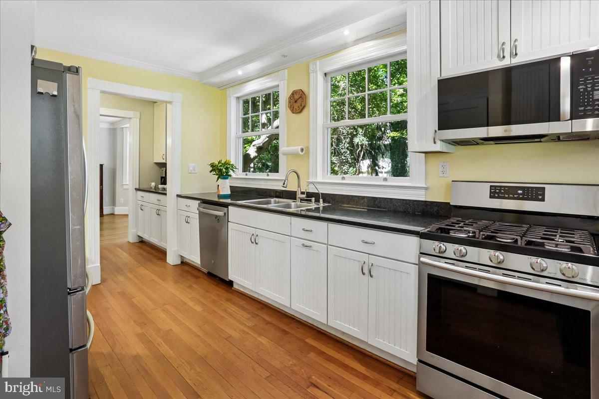 KENSINGTON HEIGHTS - Residential