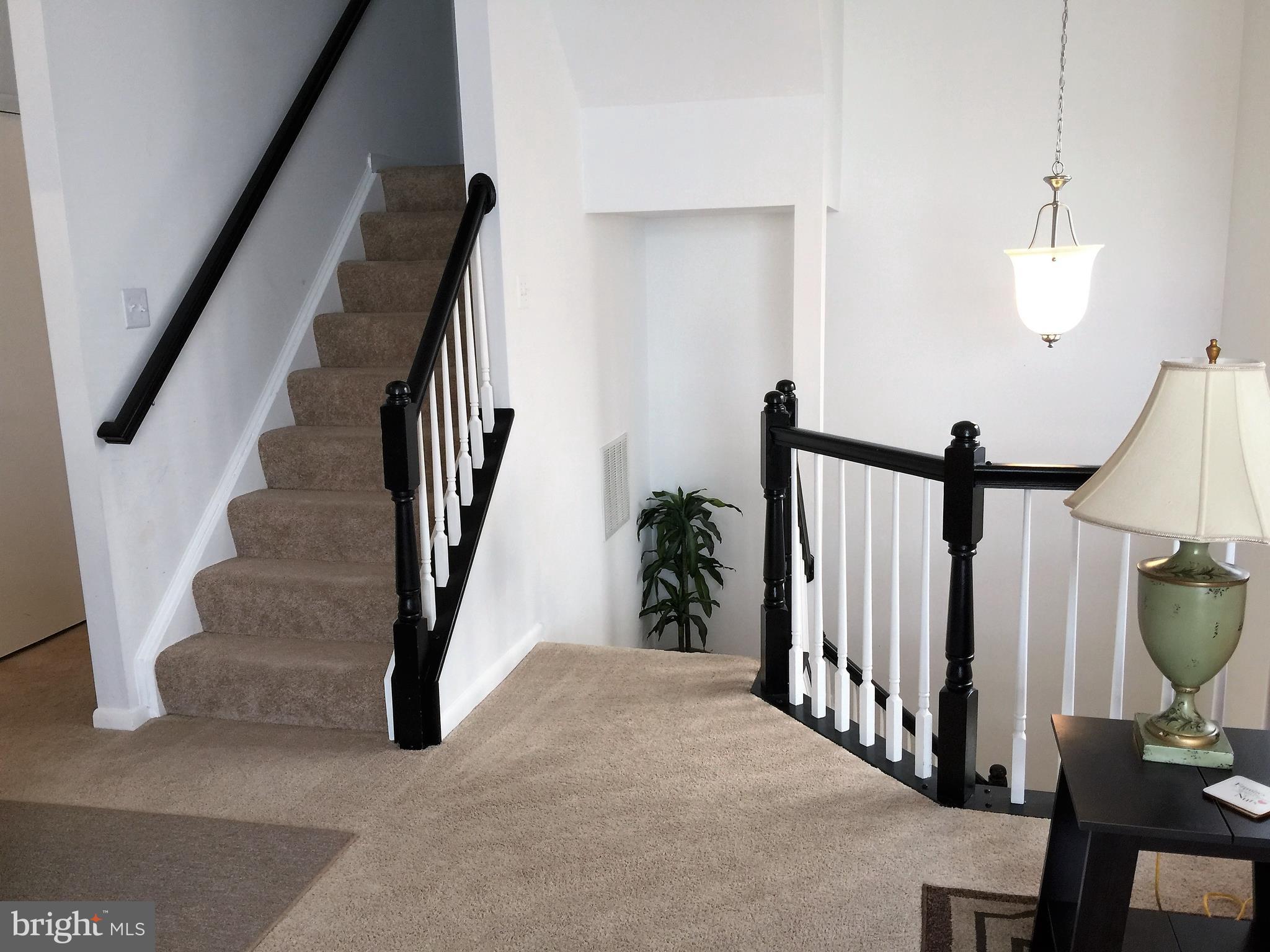 ASHBURN VILLAGE - Residential