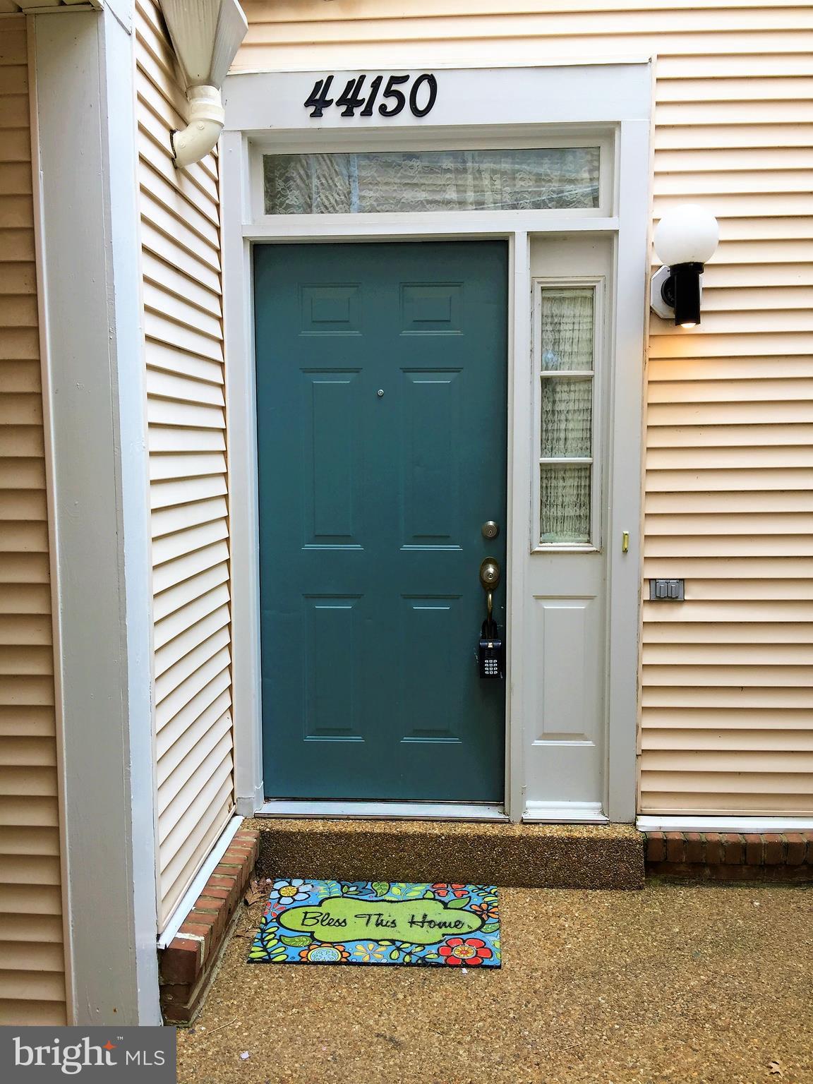ASHBURN VILLAGE - Residential