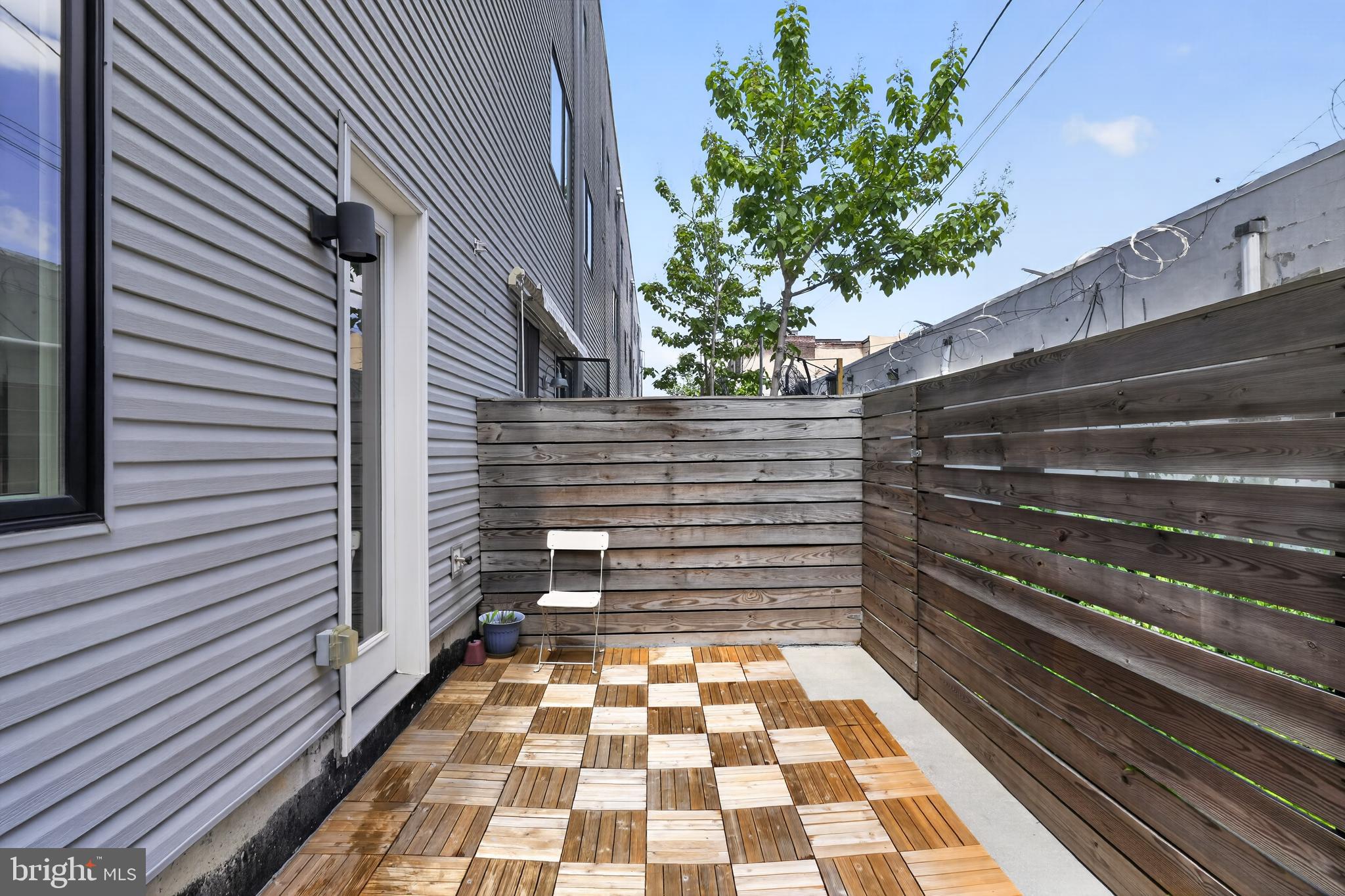 NORRIS SQUARE - Residential