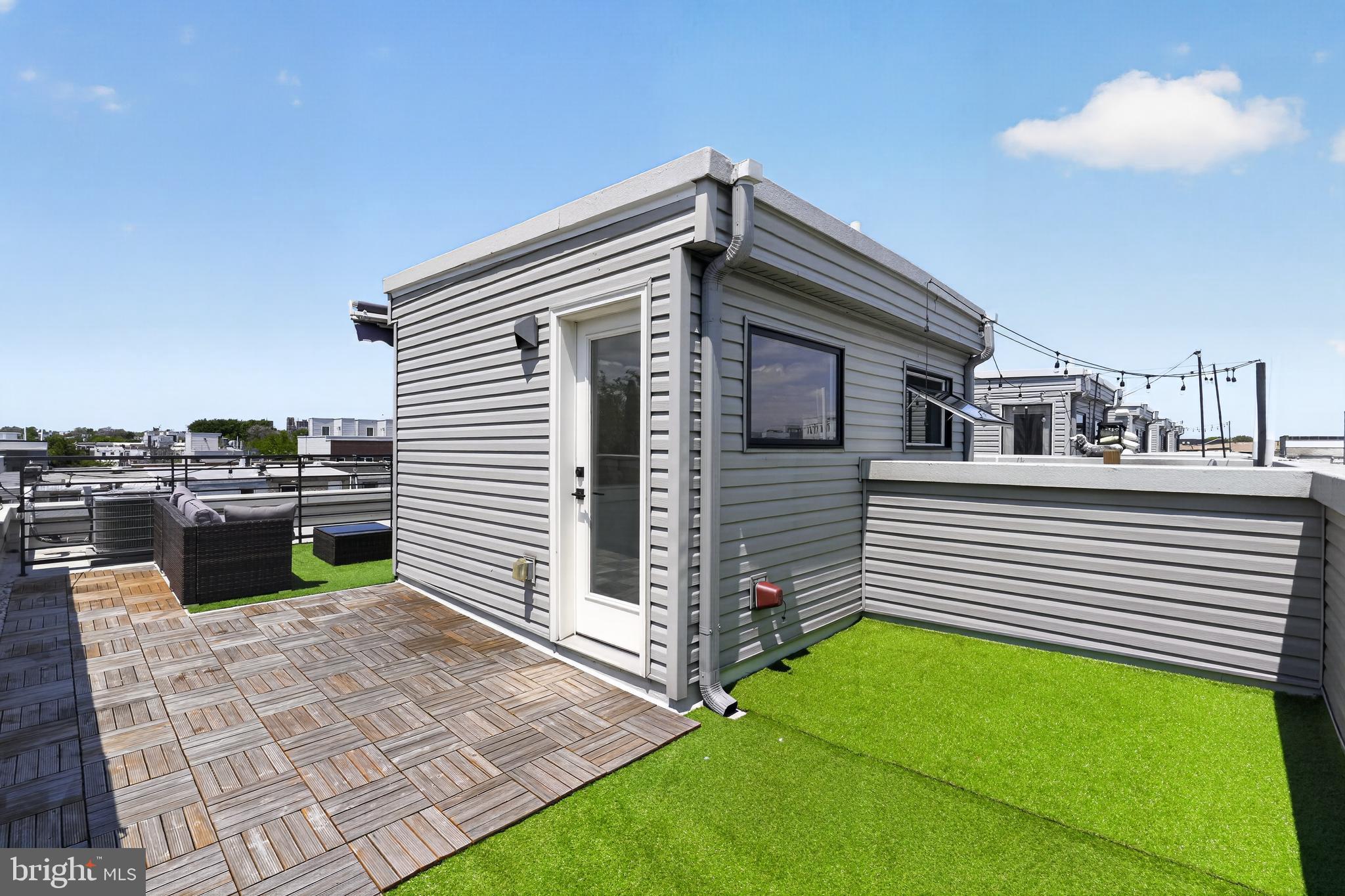 NORRIS SQUARE - Residential