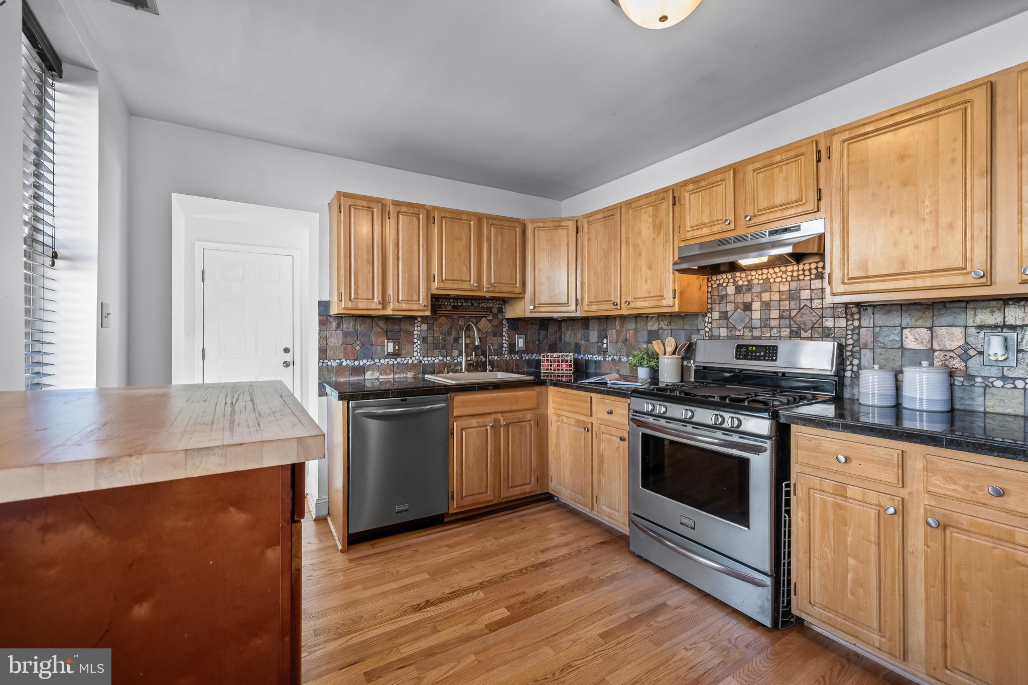 BUTCHERS HILL - Residential