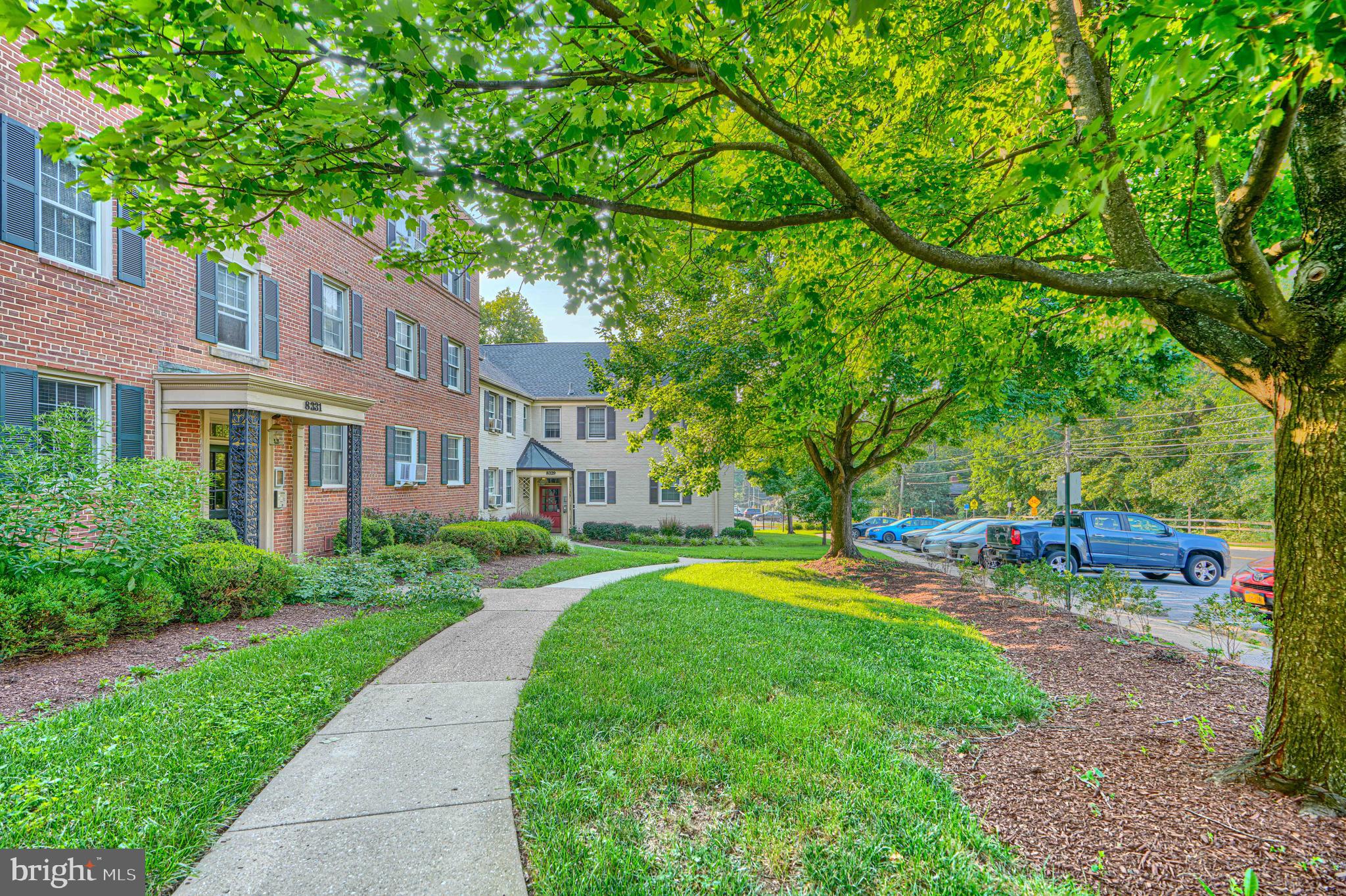 ROCK CREEK VILLAGE CONDOMINIUMS - Residential