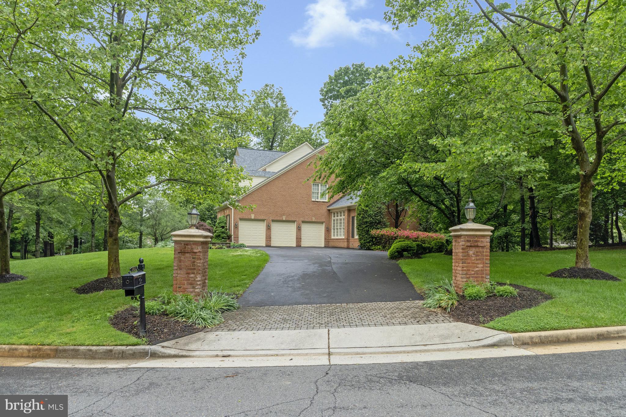 THE RESERVE - Residential