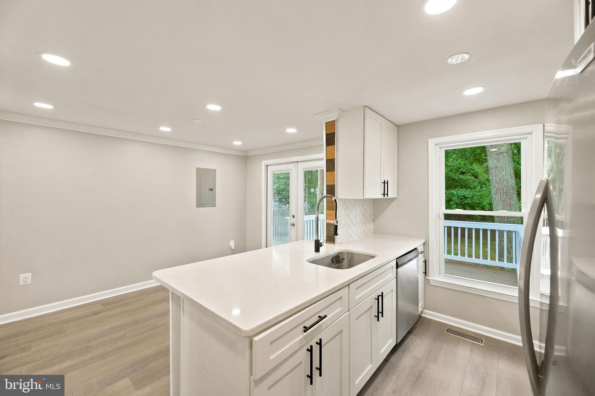 CALVERT BEACH PARK - Residential