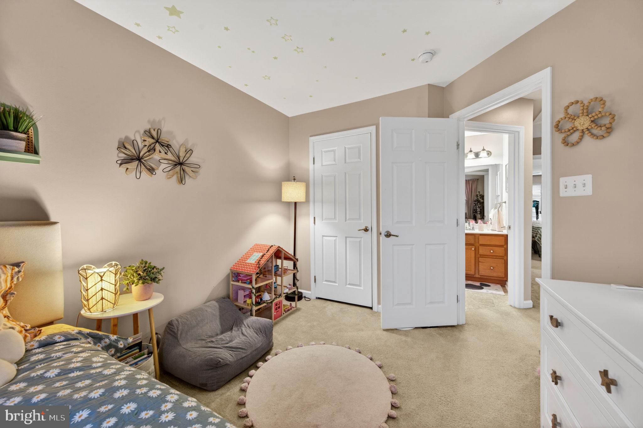 TANYARD SPRINGS - Residential