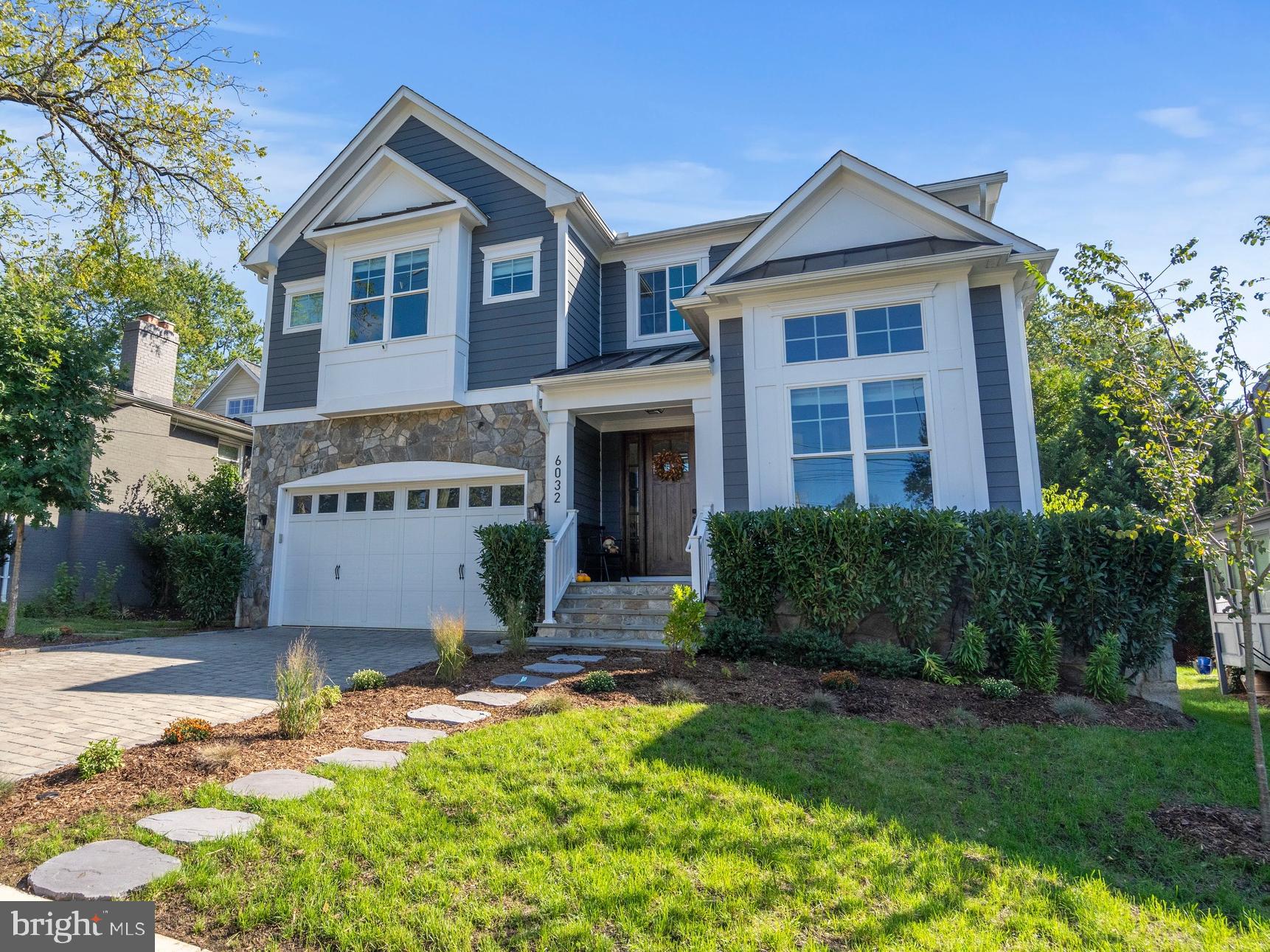OVER LEE KNOLLS - Residential