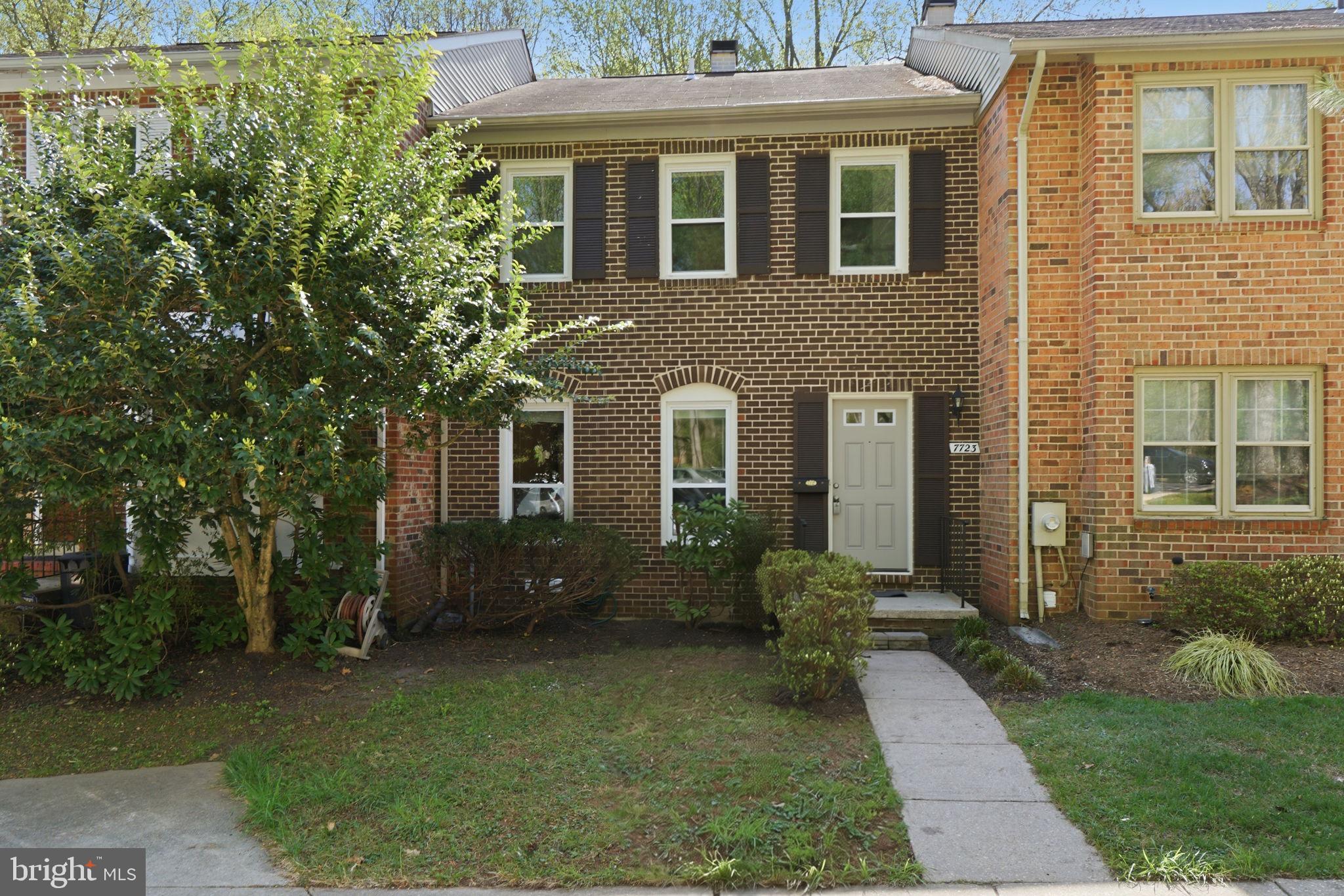 INVERNESS KNOLLS - Residential