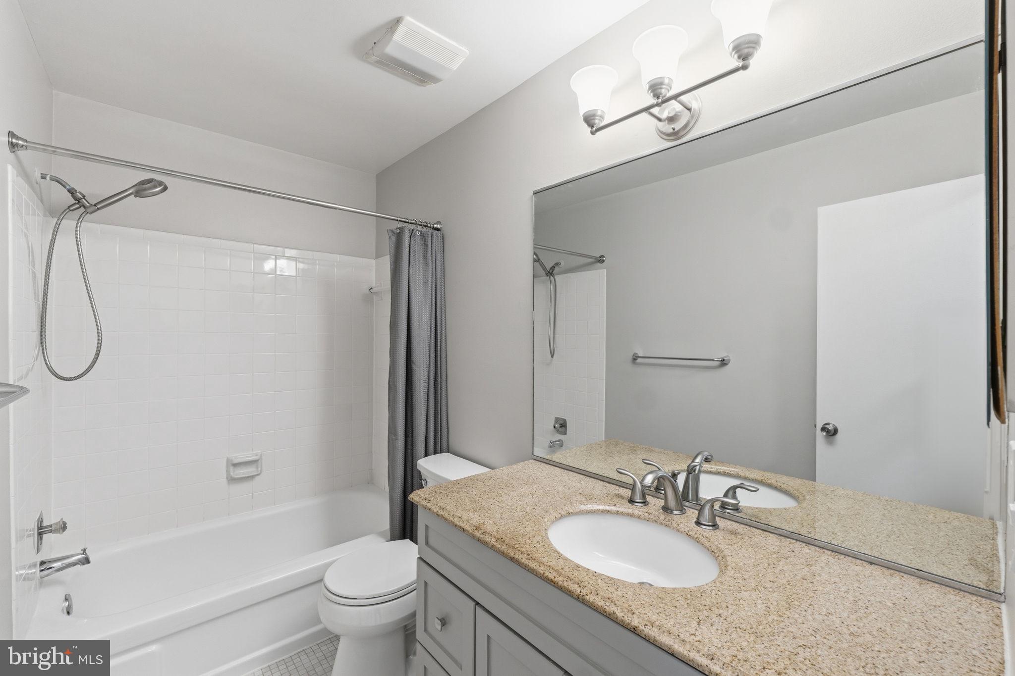 INVERNESS KNOLLS - Residential