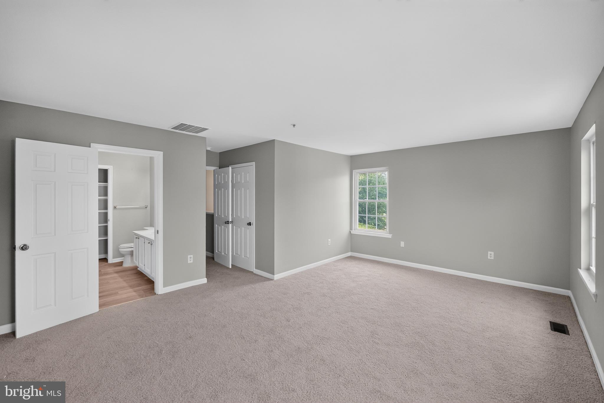 SEVEN OAKS - Residential