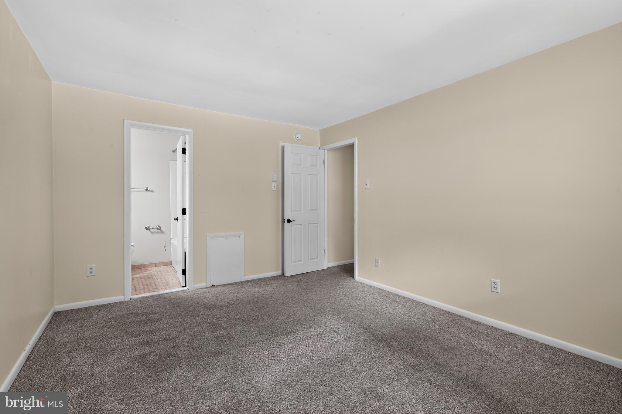 WESTTOWN MEWS - Residential