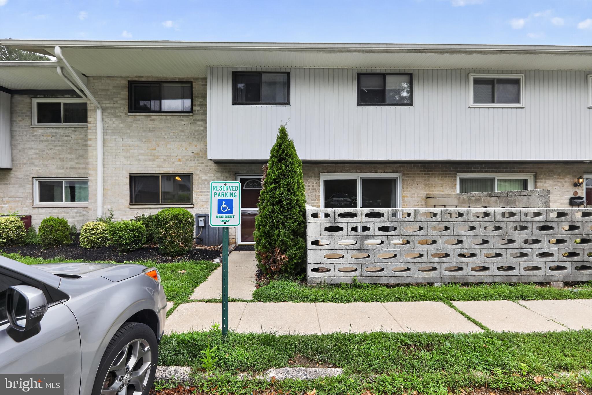 WESTTOWN MEWS - Residential
