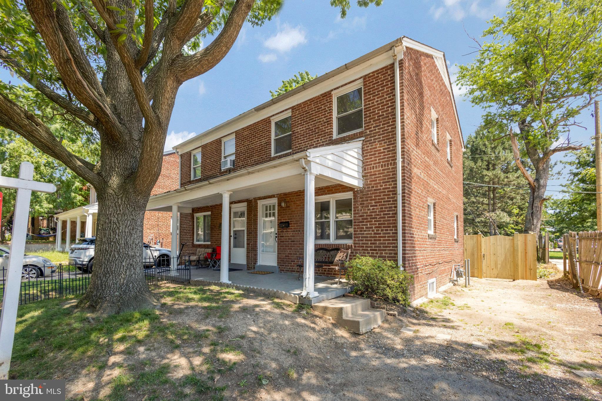 FOXCROFT HEIGHTS - Residential