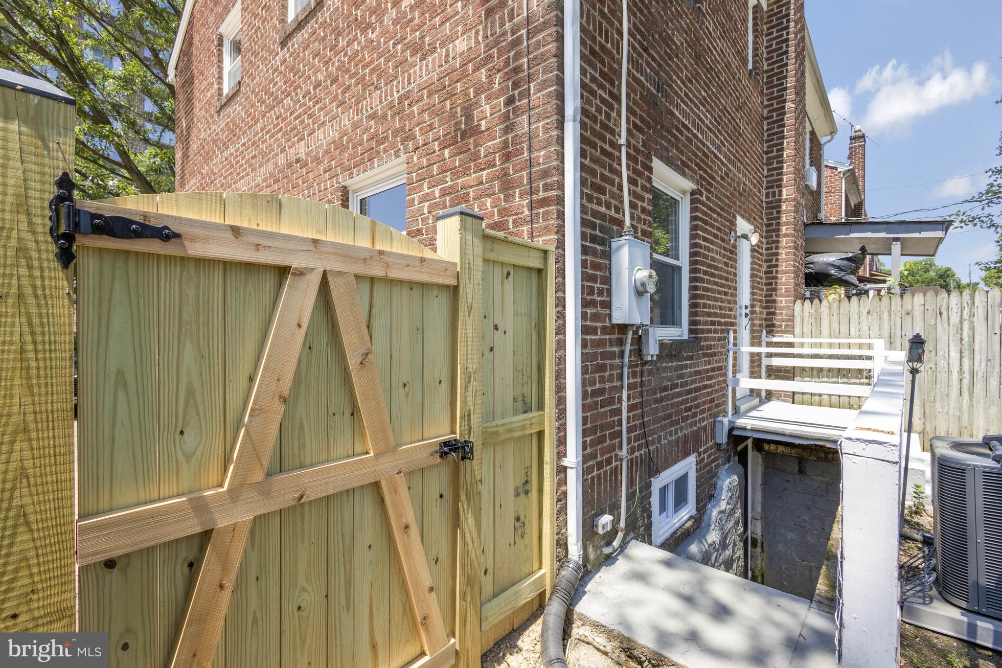 FOXCROFT HEIGHTS - Residential