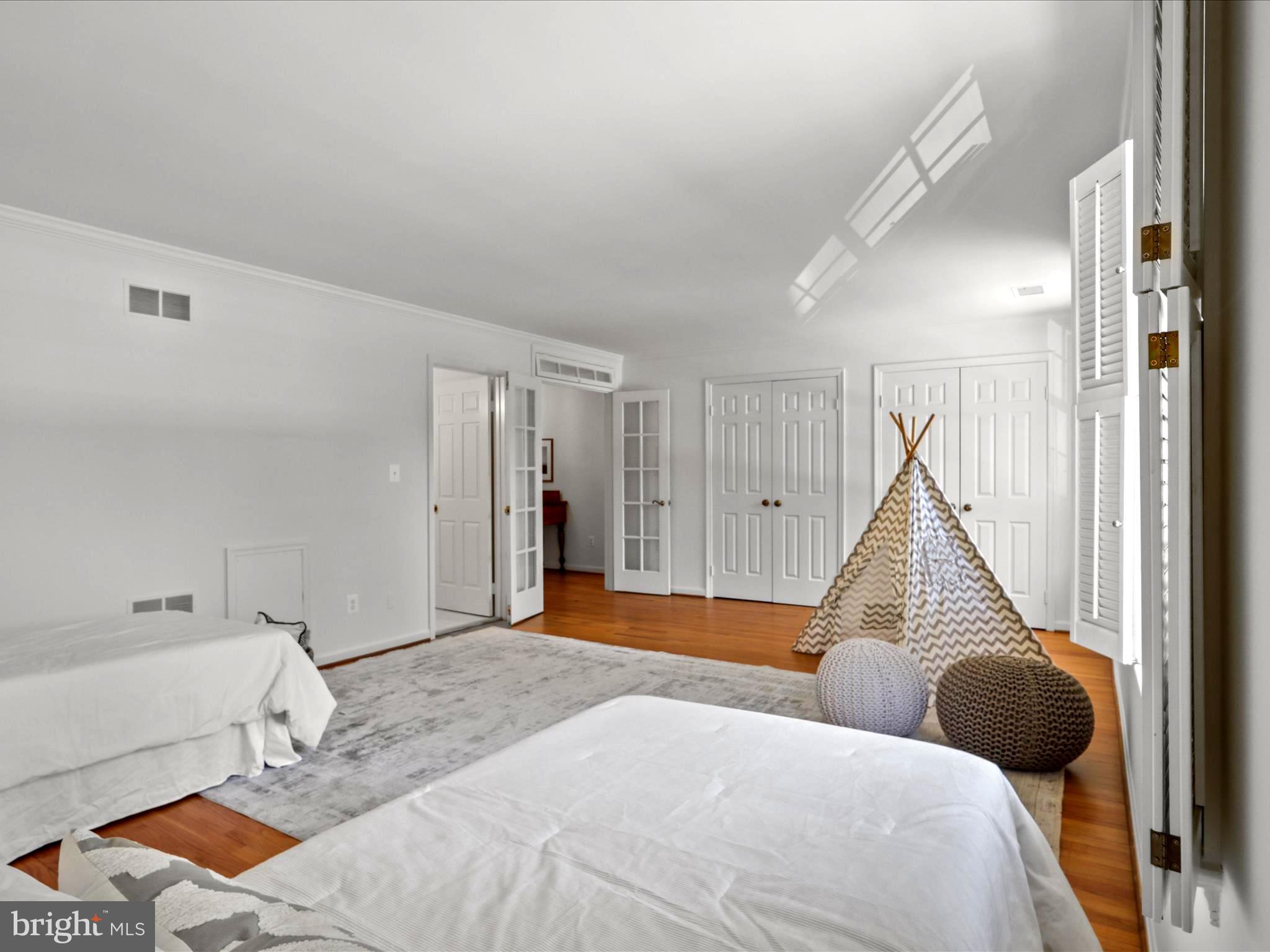 THE GLEBE - Residential