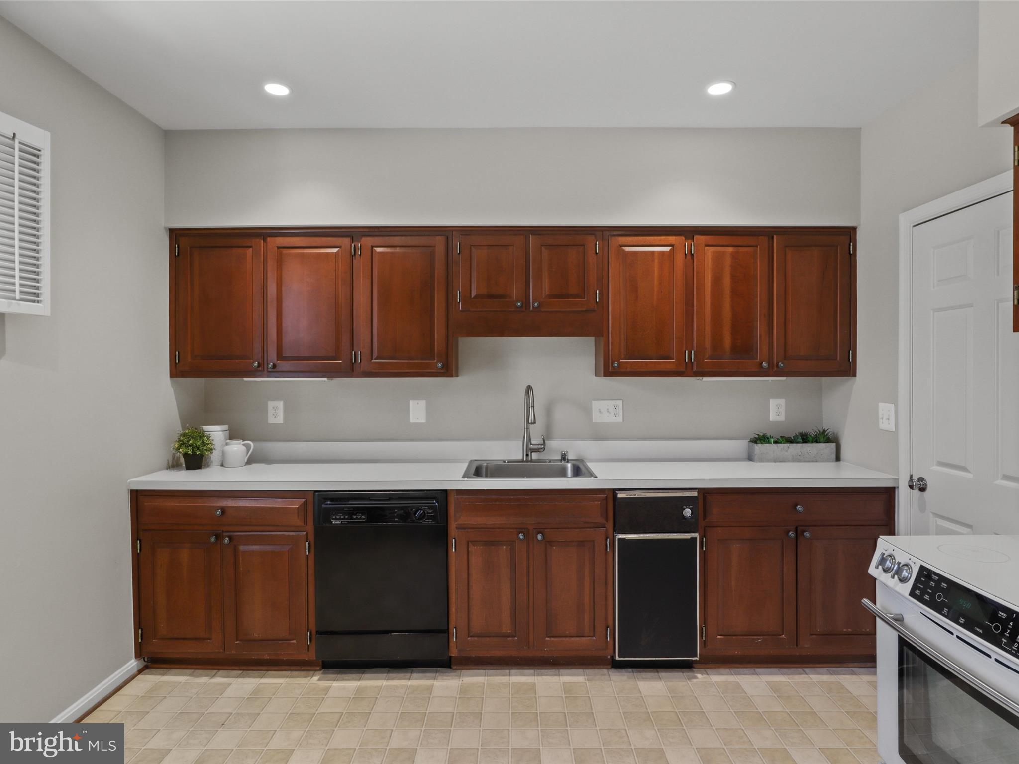 THE GLEBE - Residential