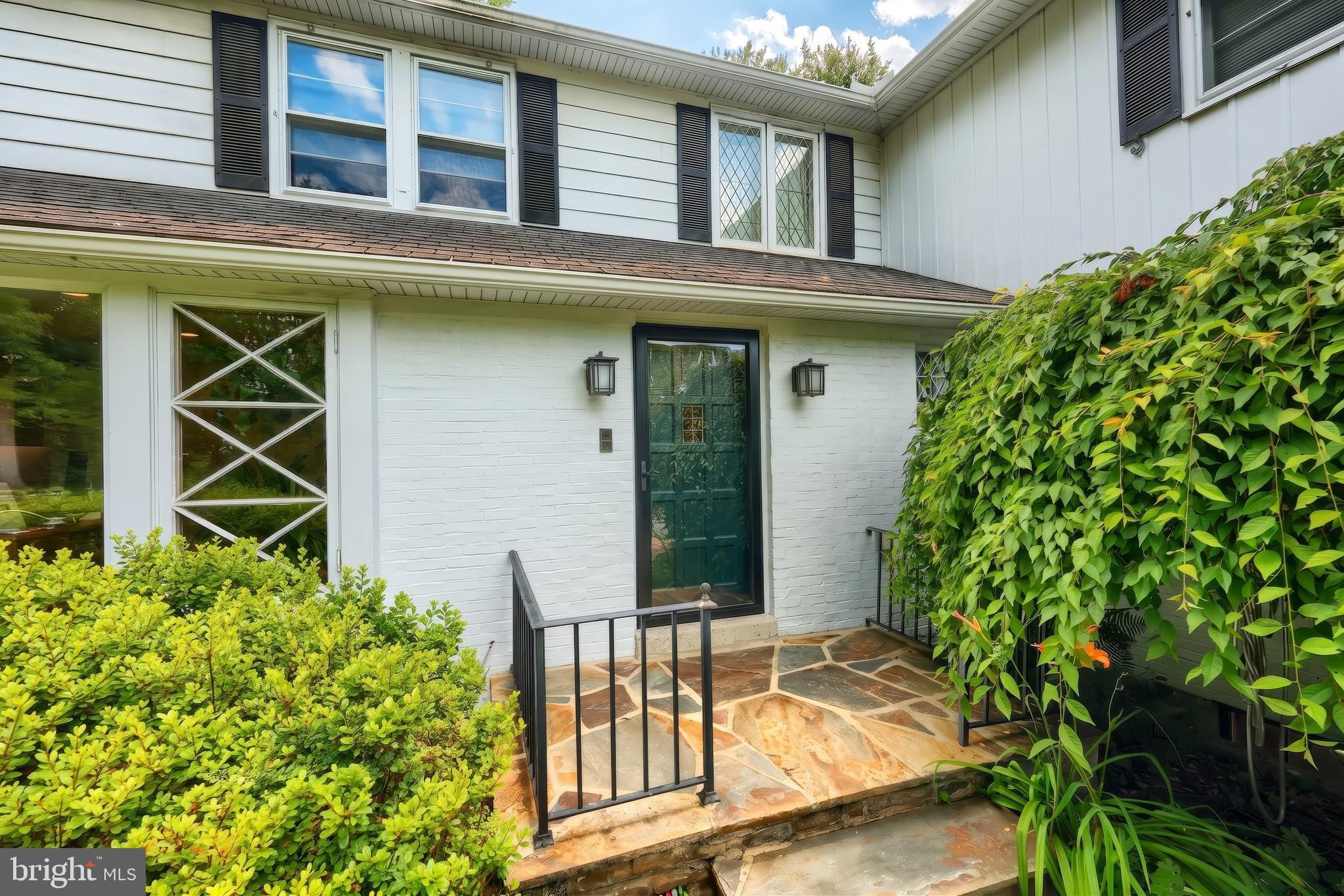 SPRING GARDEN - Residential