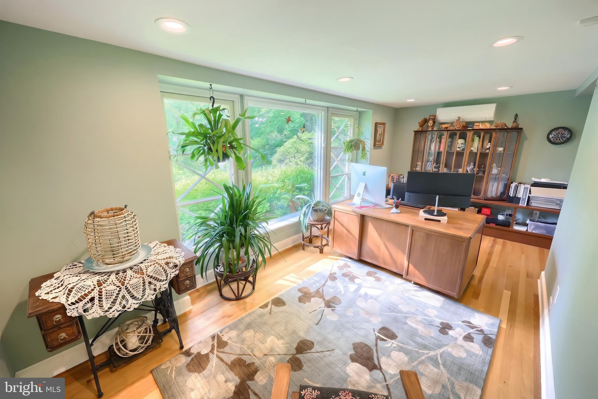 SPRING GARDEN - Residential