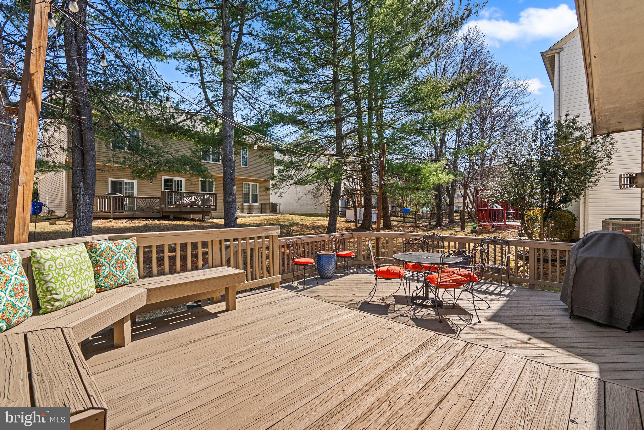 VILLAGE OF CLOPPERS MILL - Residential