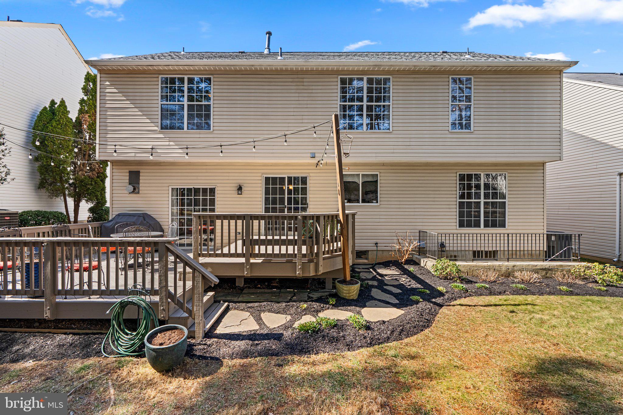 VILLAGE OF CLOPPERS MILL - Residential