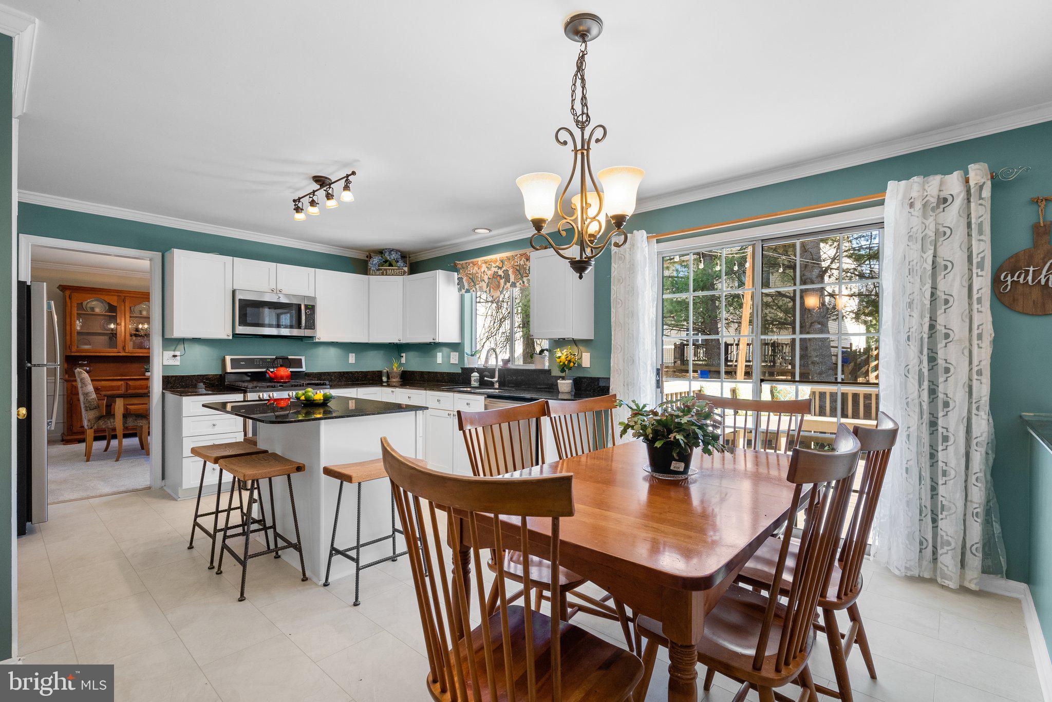 VILLAGE OF CLOPPERS MILL - Residential