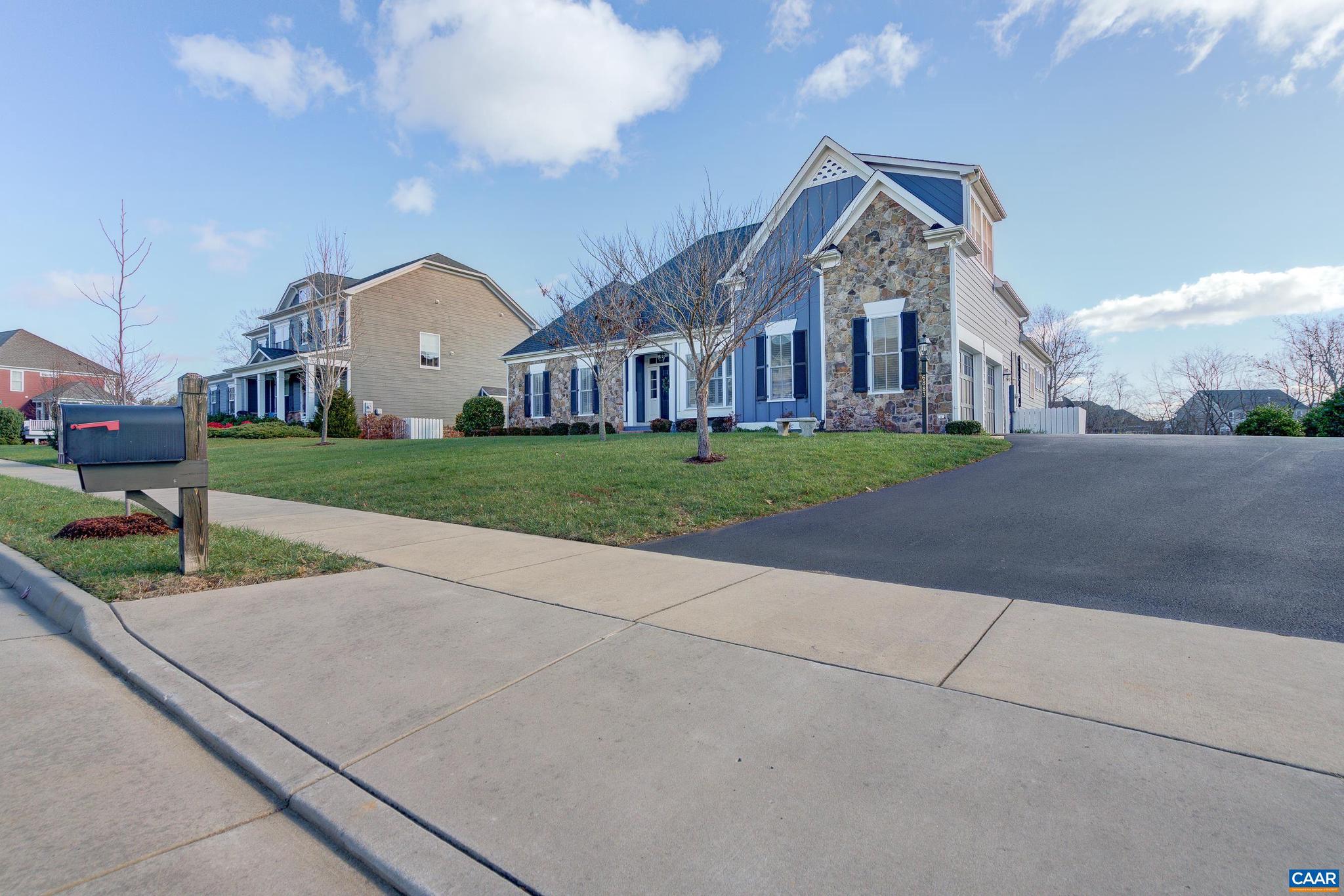 OLD TRAIL - Residential